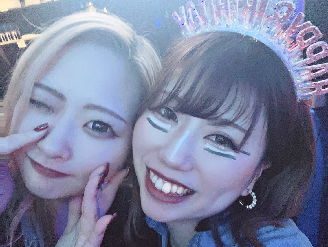 💙

なんでLOTS WESTって
出勤すると記憶なくなるんだろお？🤔
古町の七不思議ですかね

週末は朝5時までやってるので
みなさんぜひ🥃🌈
@lotswest.niigata 

#新潟スナック #古町スナック #snacknodoka #スナックママ #古町キャバクラ #古町クラブ #古町 #セクシー #ギャル 
#新潟ナイトナビ #新潟 #新潟グラマー #新潟古町 #新潟美人 #lotswest #新潟駅前 #飲酒たぐらむ #お酒好き女子 #お酒好きと繋がりたい #ポールダンス #酒は飲んでも飲