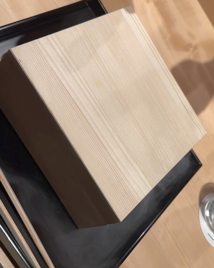 .
.
翠岡崎さん行った時の𓌉𓇋 ‎🤍 ̖́-
.
メテオラで髪の整形して
めちゃくちゃサラサラなった👩🏻‍🦰💕✨
.
#大阪キャバクラ#ミナミキャバクラ#北新地キャバクラ
#大阪キャバ嬢#ミナミキャバ嬢#北新地キャバ嬢
#華月えみり#カイザー#カイザーグループ#アンジュール
#アンジュールミナミ#unjourミナミ#unjourminami
#圧倒的 #夜遊びガイド #心斎橋飲み#歌舞伎町#六本木
#心斎橋グルメ#心斎橋ディナー
#心斎橋割烹#心斎橋日本料理#心斎橋和食屋#翠岡崎
#酸性ストレート#サラ