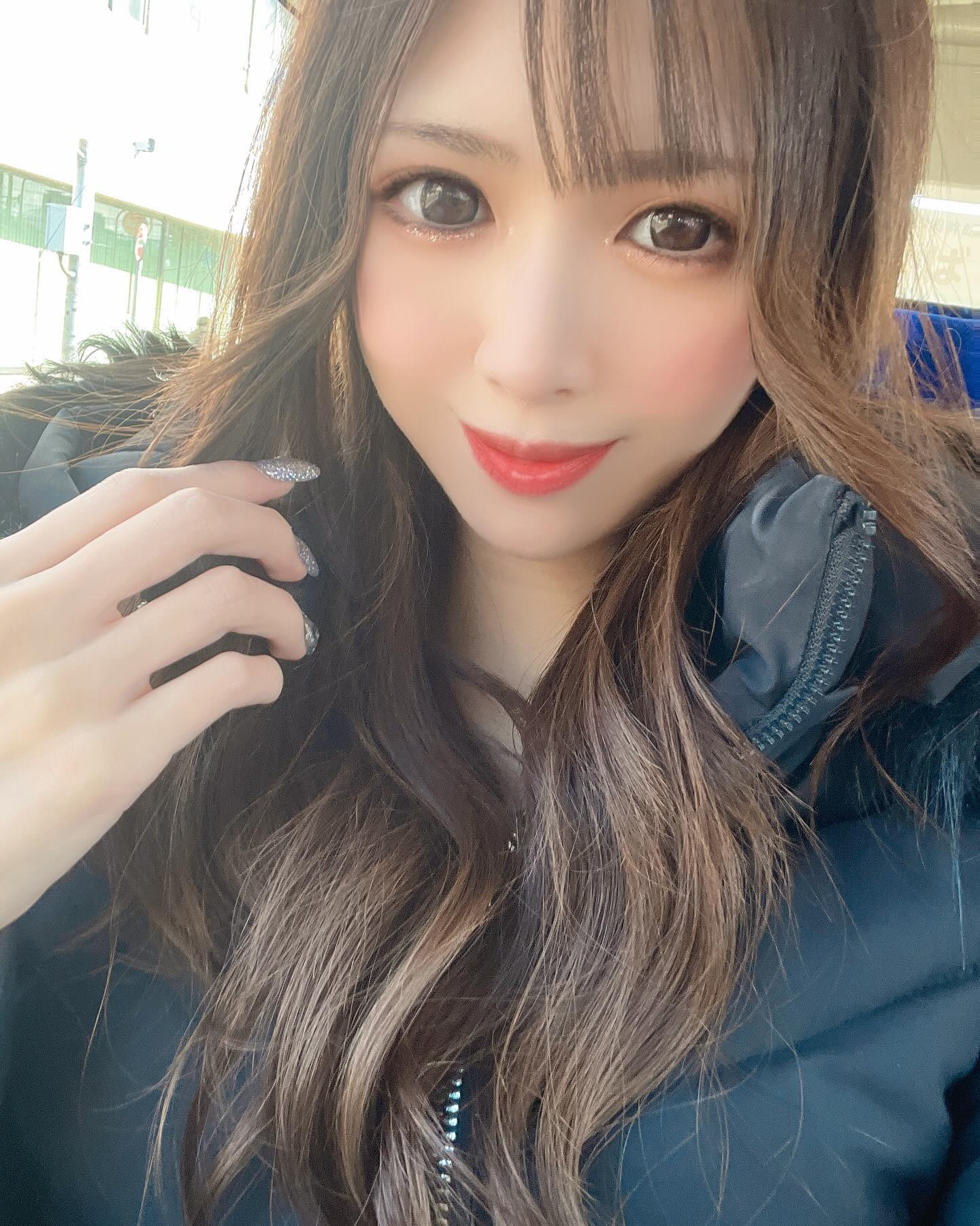 .

キッチンの電球切れたので
買いに行ってきます🚎
久しぶりにバス乗った❣️

#キャバ嬢 #キャバクラ #すすきの #高収入 #求人 #アルバイト #女子大生 #ホステス #水商売 #歌舞伎町 #夜職 #採用 #バルセロナグループ #シャチグループ #体験入店 #銀座 #ニュークラ #ニュークラ嬢 #ポケパラ  #キャスト募集 #すすきのキャバクラ #ガールズバー #北新地 #フォロワー増やしたい #instagood #follow #love #photooftheday #メイク #ファブリック