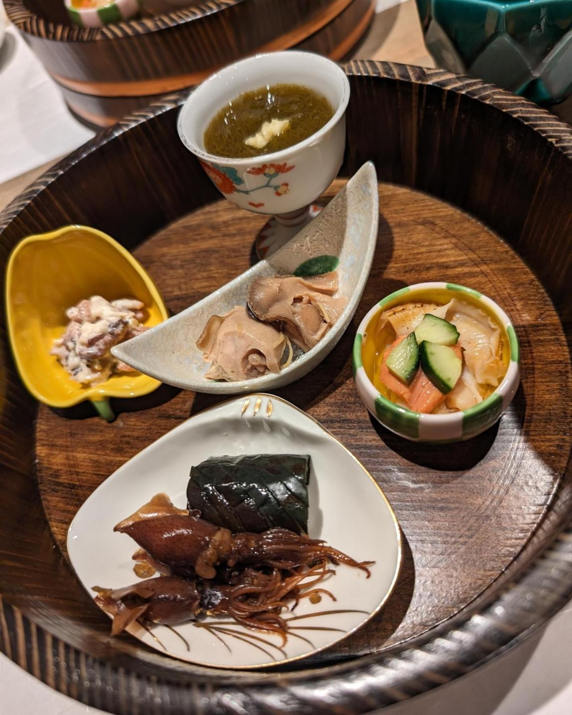 .
.
.
今日は暇な予感🤔💭

そんな金曜日もあるよね☺️

どんな時も楽しもう😆😆😆
@hibiki.group 
@letoile_sinseigroup 
#レトワール#響グループ #水川潤#美松ビル5F#札幌 #すすきの #北海道 #ニュークラブ #ニュークラ嬢 #すすきのニュークラ #ラウンジ #ラウンジ嬢 #キャバクラ #キャバ嬢 #ホステス #夜職 #ナイトワーク #ポケパラ #インスタ指名 #求人 #お酒好きな人と繋がりたい #キャバキャバ #きゃばきゃば#ダイエット