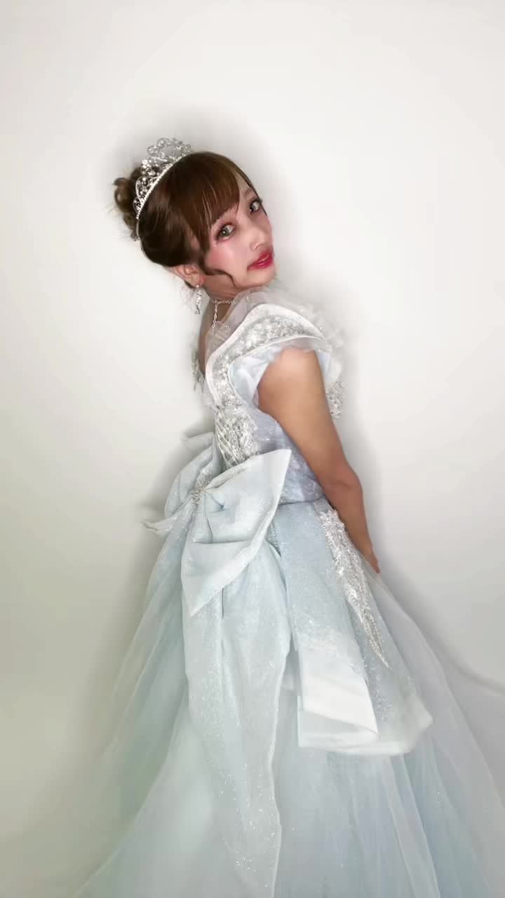 #bling #blingbling #キャバ嬢 #バースデー シンデレラにさせてっ👗🩵