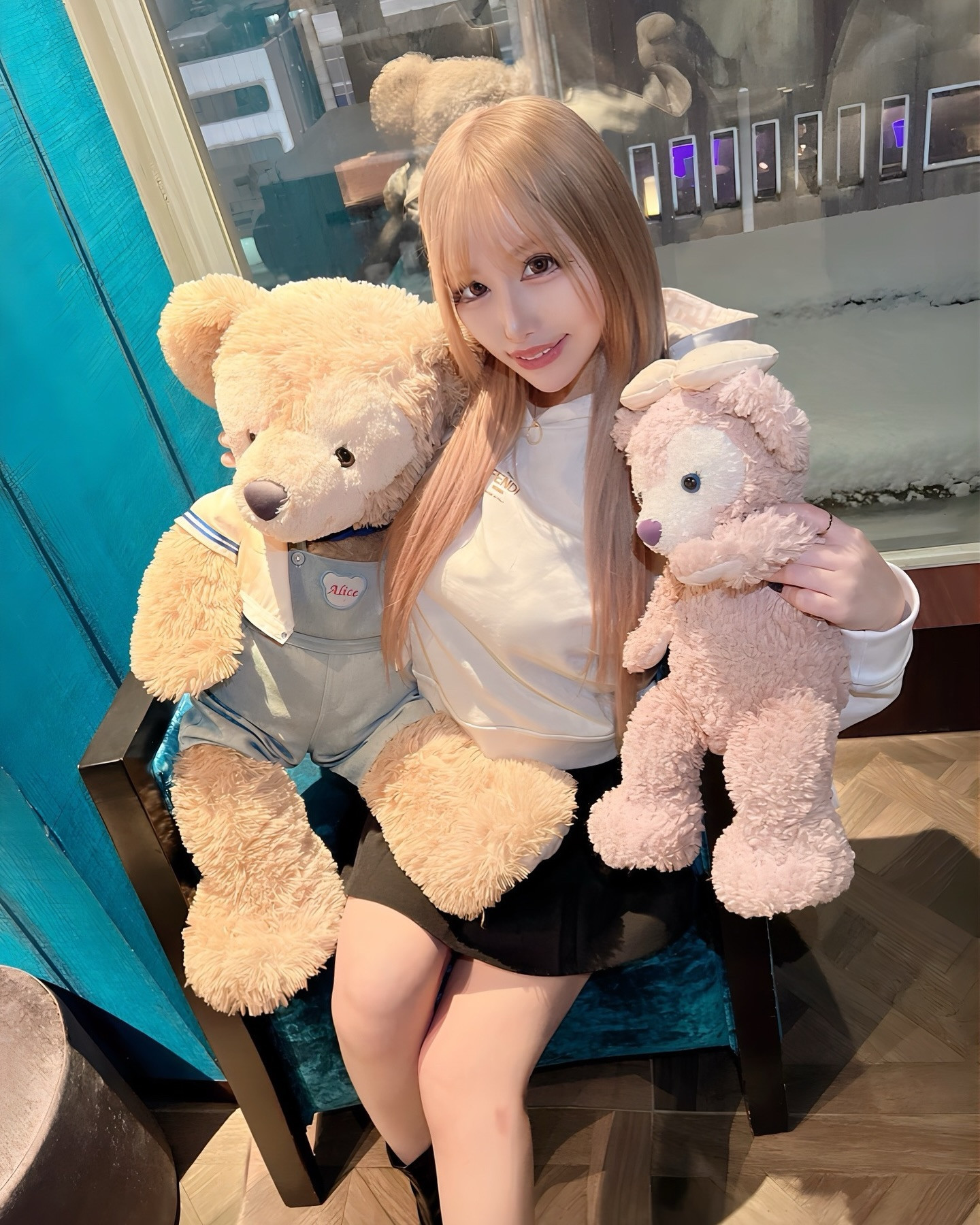 北海道２日目🤍💙店内かわいすぎた！
.
.
.
.
.

#キャバ嬢 #北海道 #すすきの #ニュークラ #歌舞伎町