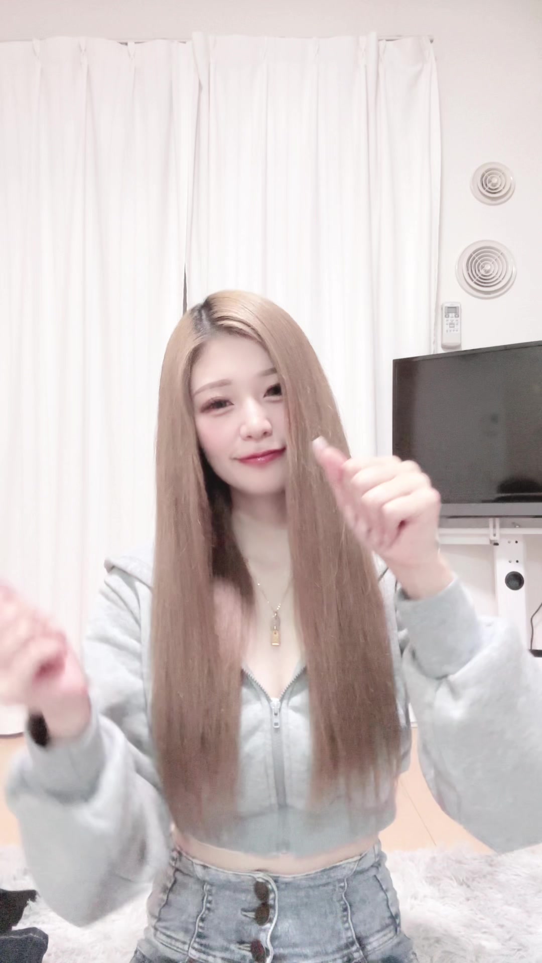 今週もみんなお疲れ様だよ〜🌟 洗濯物畳んでないのチラ見え🤏 #いいね #おすすめ #新潟 #キャバ嬢