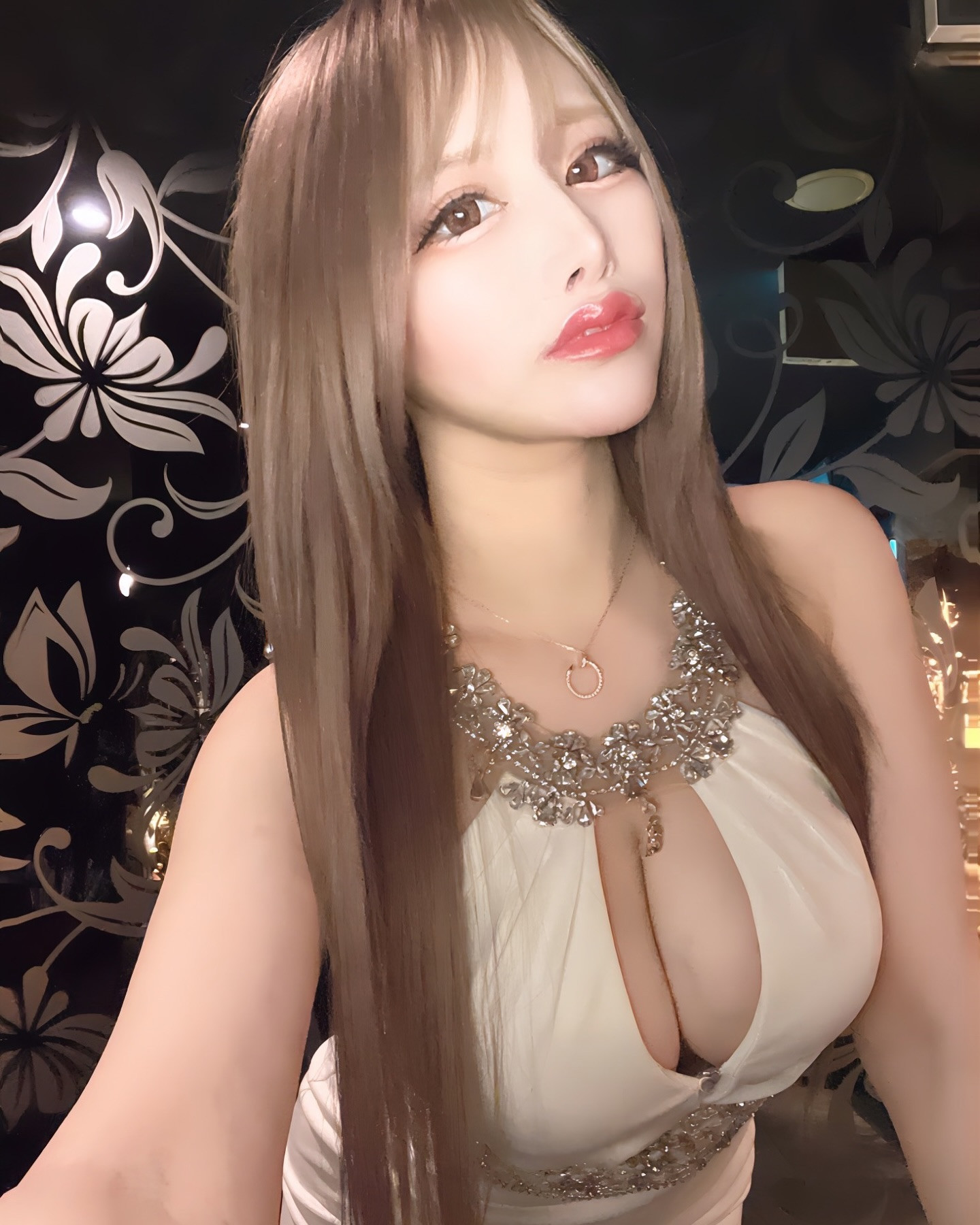 もう3月も終わりか〜
.
.
.
.
.
#キャバ嬢 #春 #出会いと別れ #花粉 #歌舞伎町