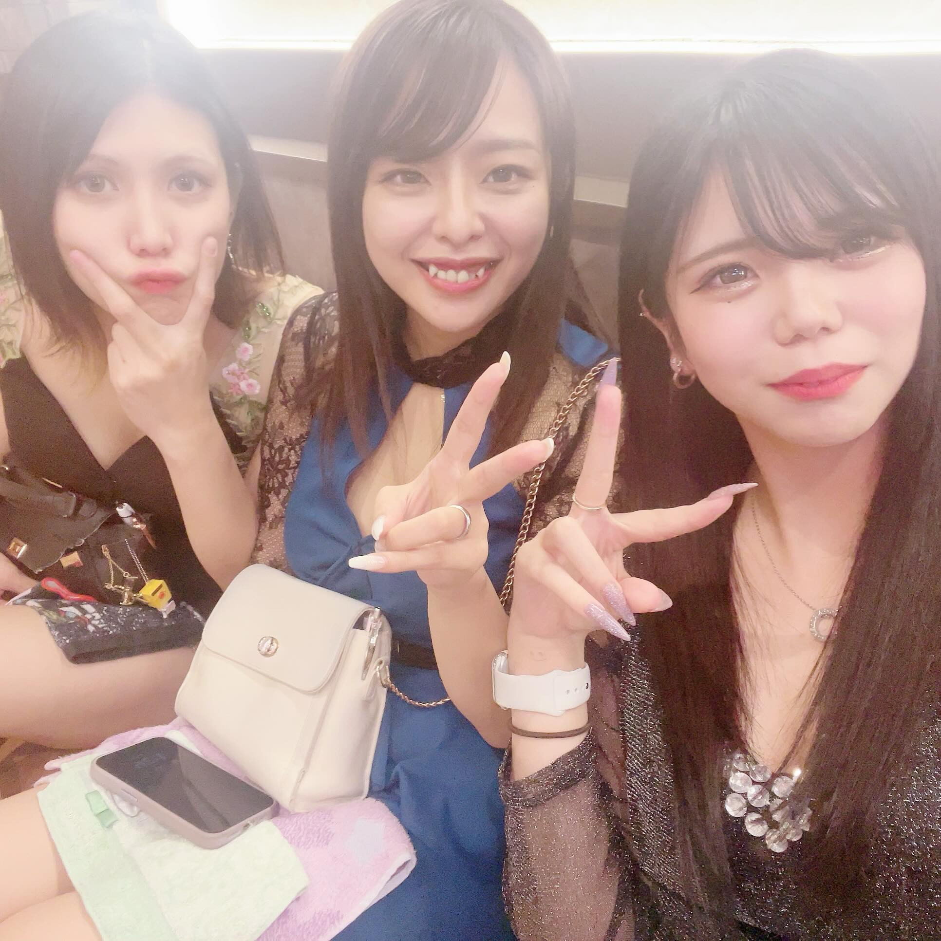 3月ラスト～‼️🫶🏻
出勤してまっす✌🏻