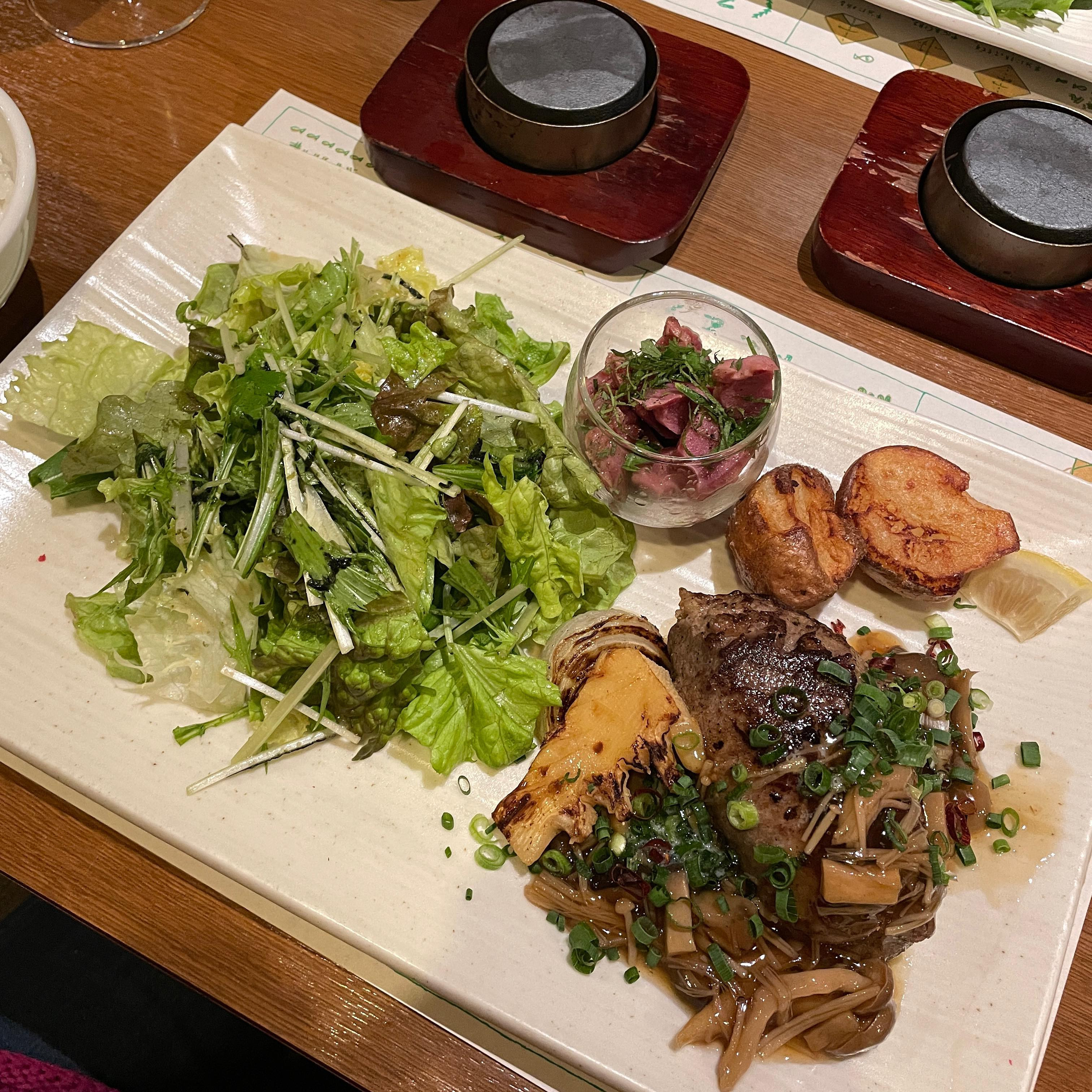 正式にインスタはじめました！

昨日はお休み。
無性にハンバーグ食べたくて
ノースコンチネントでハンバーグと砂肝コンフィ🍷

エイプリルフール、嘘つくの忘れたー🤨(笑)

┈┈┈┈┈┈┈┈┈┈┈┈┈┈┈┈┈┈ 

札幌市中央区南6西4第21桂和ビル6F 
クラブ我礼〜Galle〜 

@clubgalle2580 

┈┈┈┈┈┈┈┈┈┈┈┈┈┈┈┈┈┈ 

ご来店予定の方はDMください💌 

#クラブ我礼 #クラブガレ #ガレ #北海道 #札幌 #すすきの #ススキノ #クラブ #すすきのクラブ #ホス