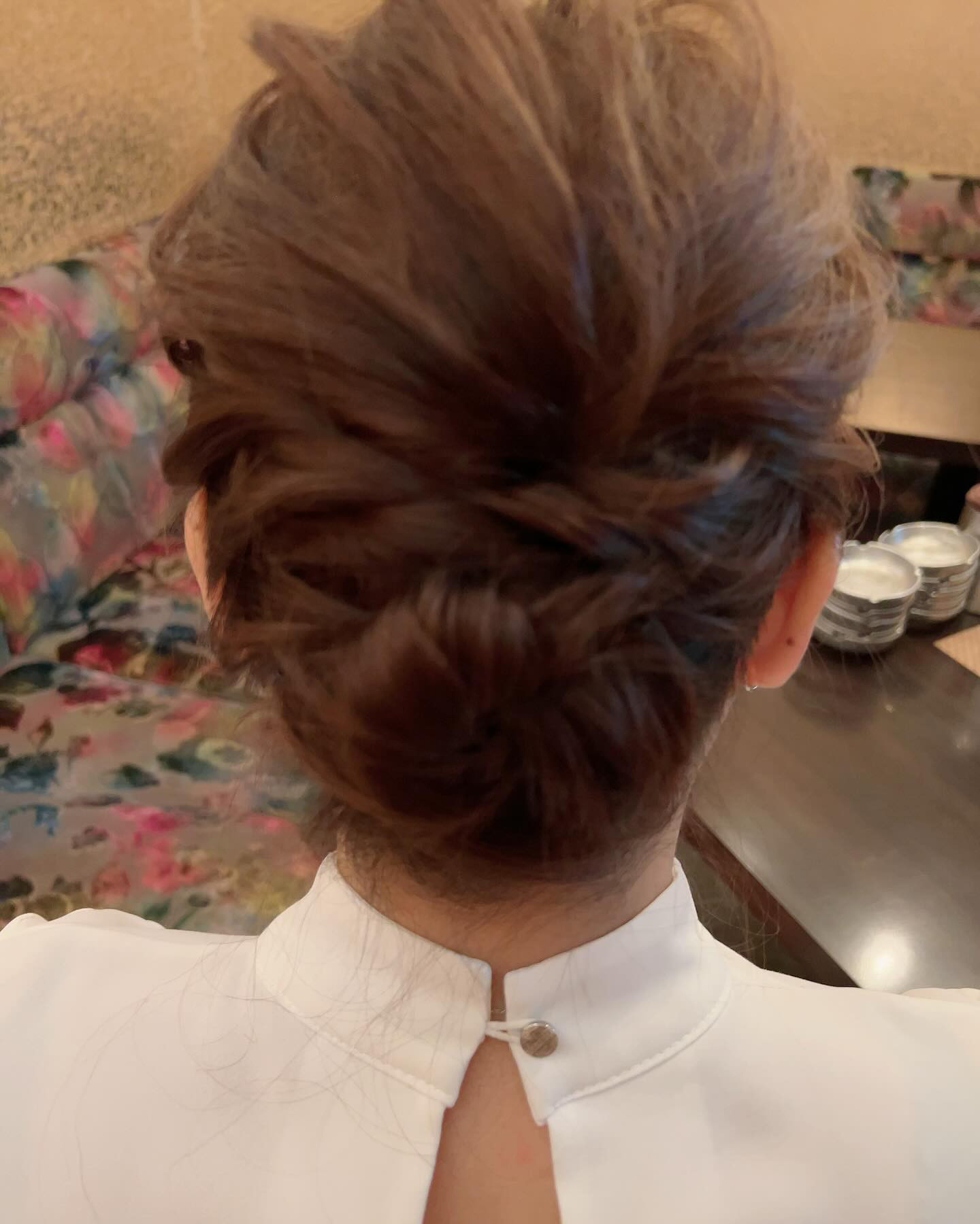 こんばんは🌛クラブ我礼の歩です☆今日の髪型はアップにしてみましたぁー✨✨️毎日、色々な髪型にすると気分もあがりまーす☆今日も楽しく飲みたいです🤩 #すすきの #クラブ我礼 #@clubgalle2580