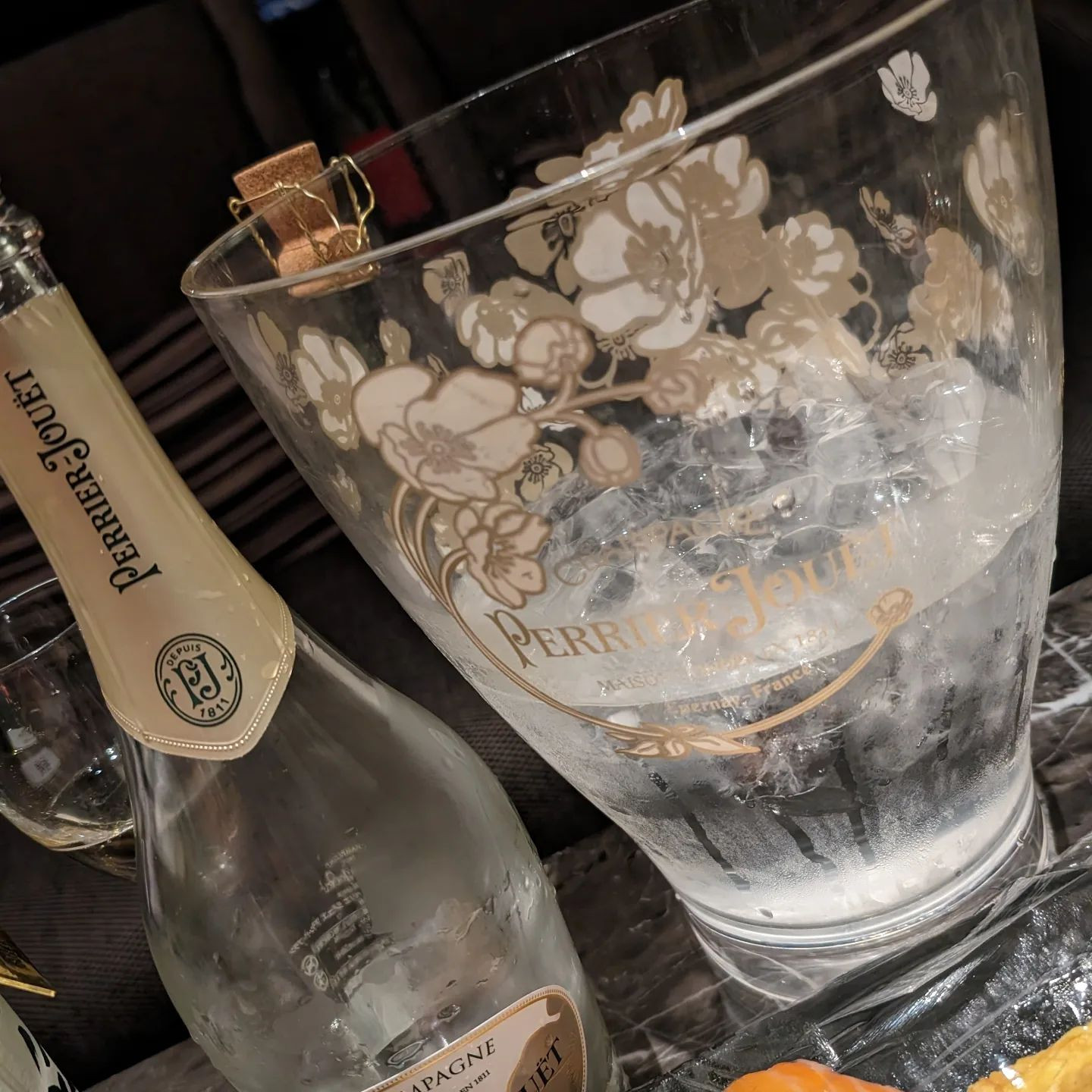 .
.
.

来週以降から鬼出勤しようかな🤘

目指せ社畜🙋

@hibiki.group
@letoile_sinseigroup
#レトワール#響グループ #水川潤#美松ビル5F#札幌 #すすきの #北海道 #ニュークラブ #ニュークラ嬢 #すすきのニュークラ #ラウンジ #ラウンジ嬢 #キャバクラ #キャバ嬢 #ホステス #夜職 #ナイトワーク #ポケパラ #インスタ指名 #求人 #お酒好きな人と繋がりたい #キャバキャバ #きゃばきゃば#ダイエット