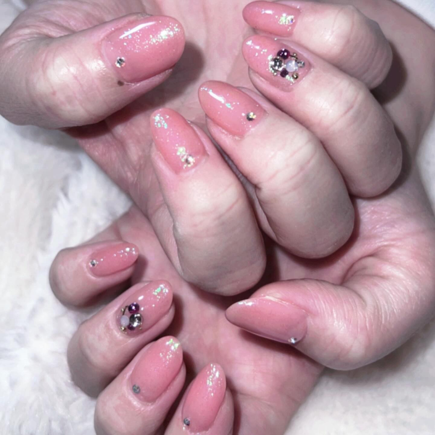 こんにちは☆

今日はネイルサロンに行ってきましたぁ〰️☆

季節やイベントにあわせてネイル考えてます✨️✨️

今日も出勤しますので宜しくお願いします☆

 #札幌 #すすきの #クラブ我礼 @clubgalle2580