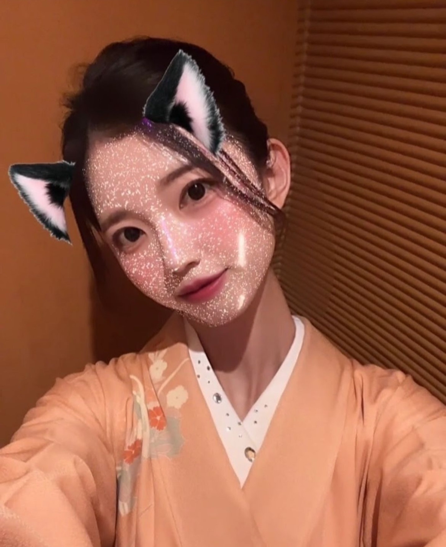 皆様初めまして👧🏽🤎
クラブ我礼の優愛ですっｷﾗｰﾝ
4月からインスタ始めたので宜しくお願いします🎀
お店の方のインスタもフォロー宜しくお願いしますﾍﾟｺ✨
@clubgalle2580 
#すすきの #クラブ我礼 #我礼