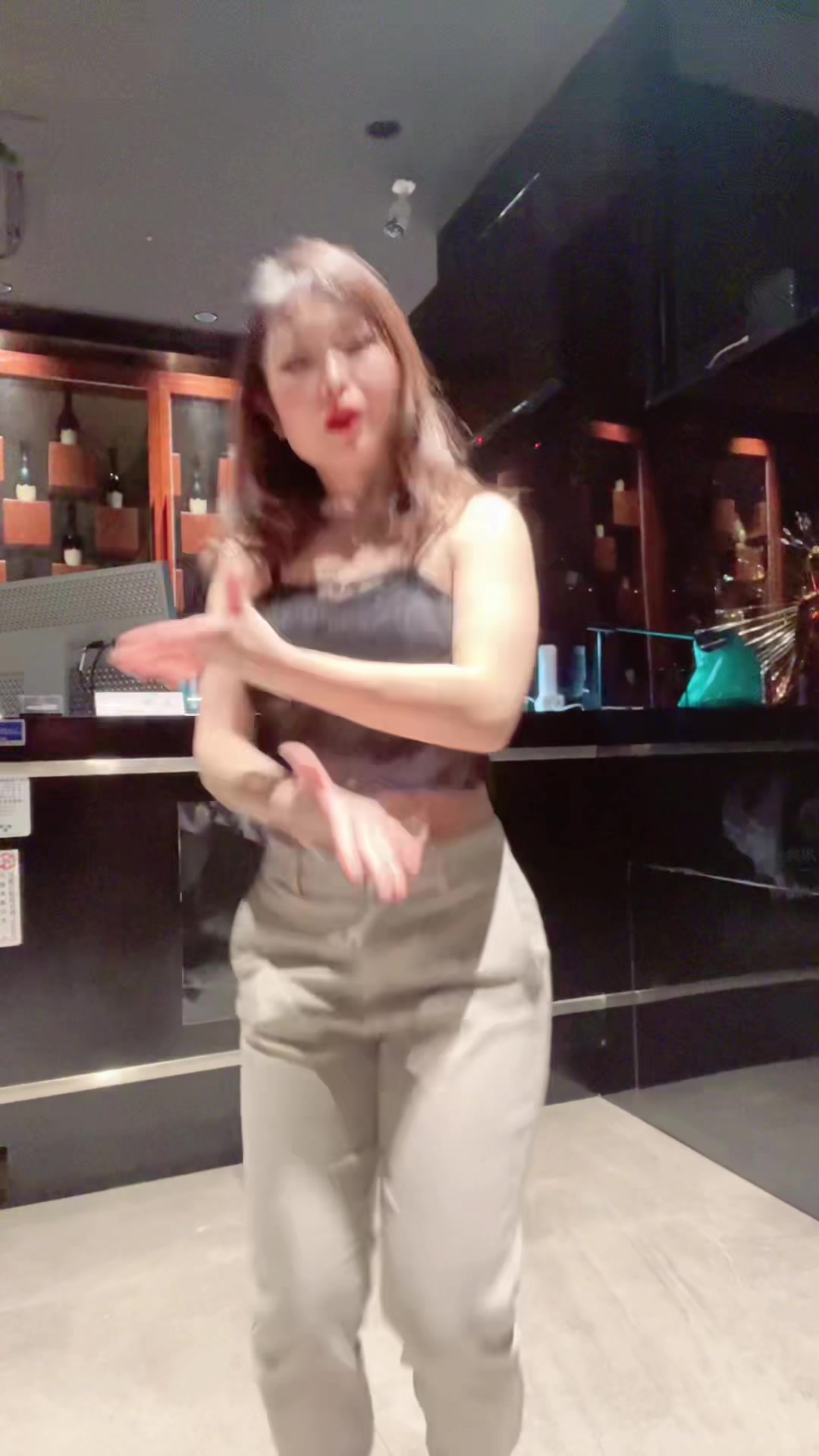 次は最後まで踊るよん!楽しみの方は再投稿お願い🤲 #日出郎ダンス #コピーダンス #TikTokバズったダンス #TikTok今流行ってるダンス #流行りダンス #チーム友達 #青春ストリート #踊ってみた #インスタ民 #motivation #fyp #fypシ