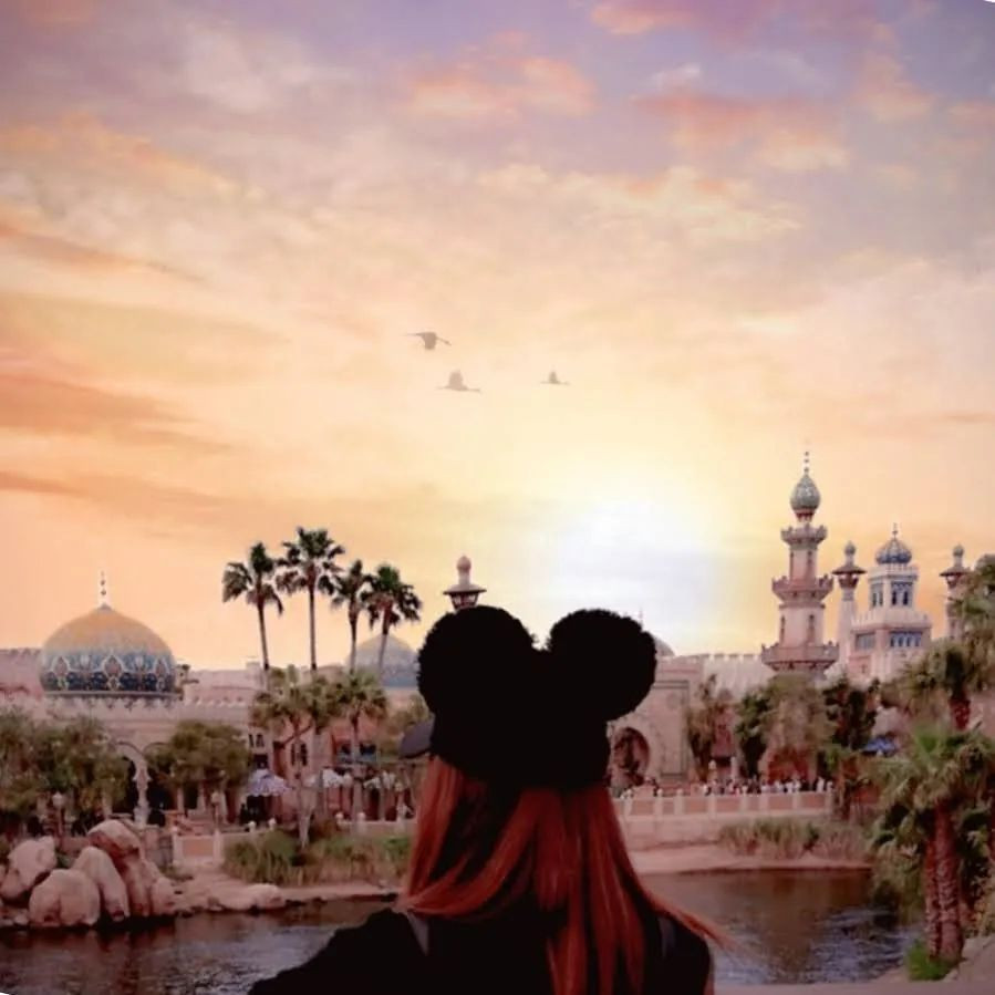 .
しばらくディズニー
行けてないなぁ🐭🏰💭
 
本日出勤です！
たくさん飲ませてください☺️
　
@clubgalle2580 
#クラブ我礼