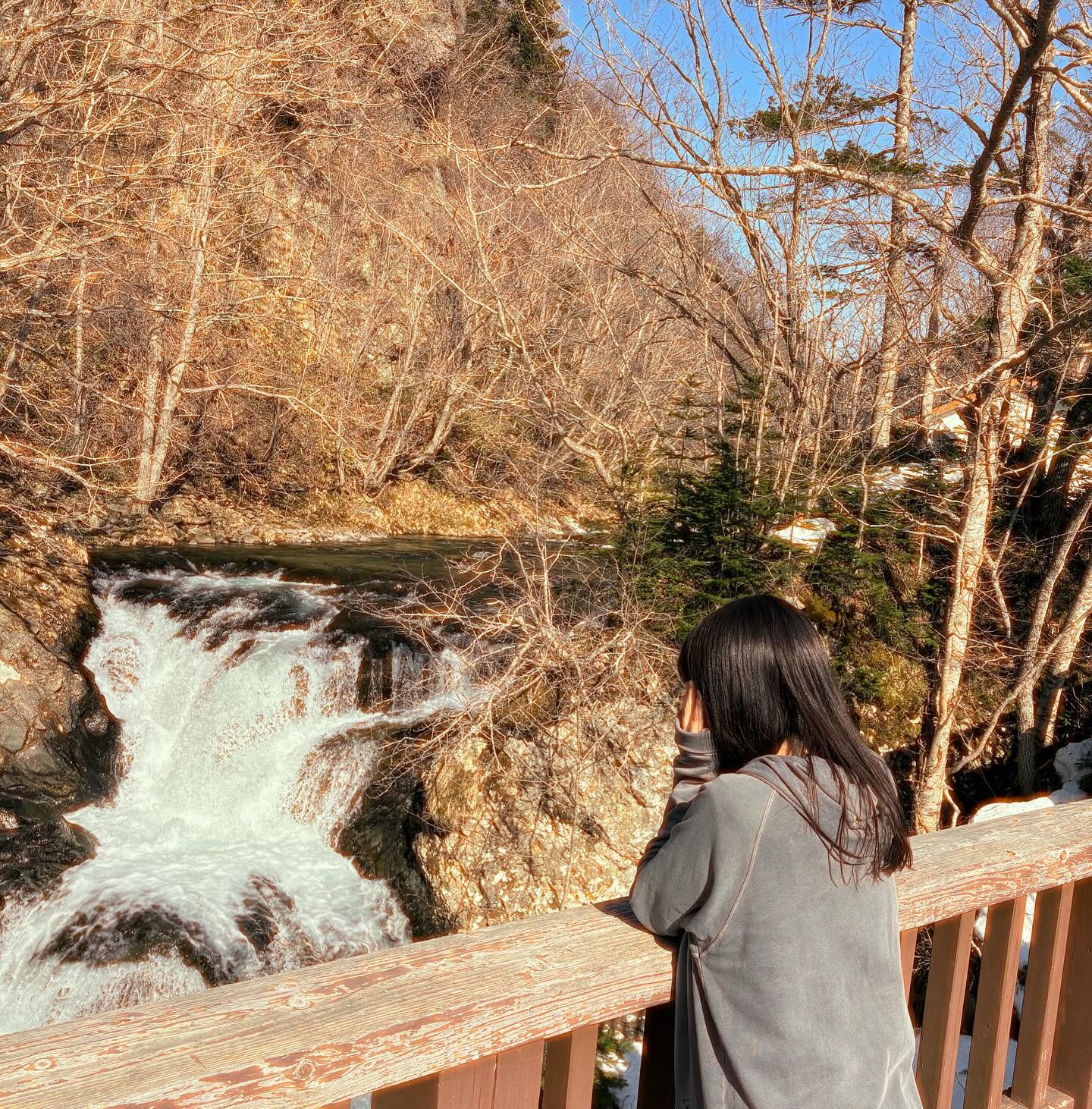 お昼も夜も仕事休みの日曜日😚
三段滝に行ってリフレッシュ💕
水属性の私にとって最高のパワーを浴びてきました！！

今週は月、水、木で出勤します！！
気になる方はぜひご来店お待ちしていますね🥰

〒064-0806 北海道札幌市中央区南６条西４丁目 第２１桂和ビル 6F #クラブ我礼 
@clubgalle2580 

#すすきの 
#クラブ 
#第21桂和ビル
#東陽企画グループ 
#掛け持ち女子