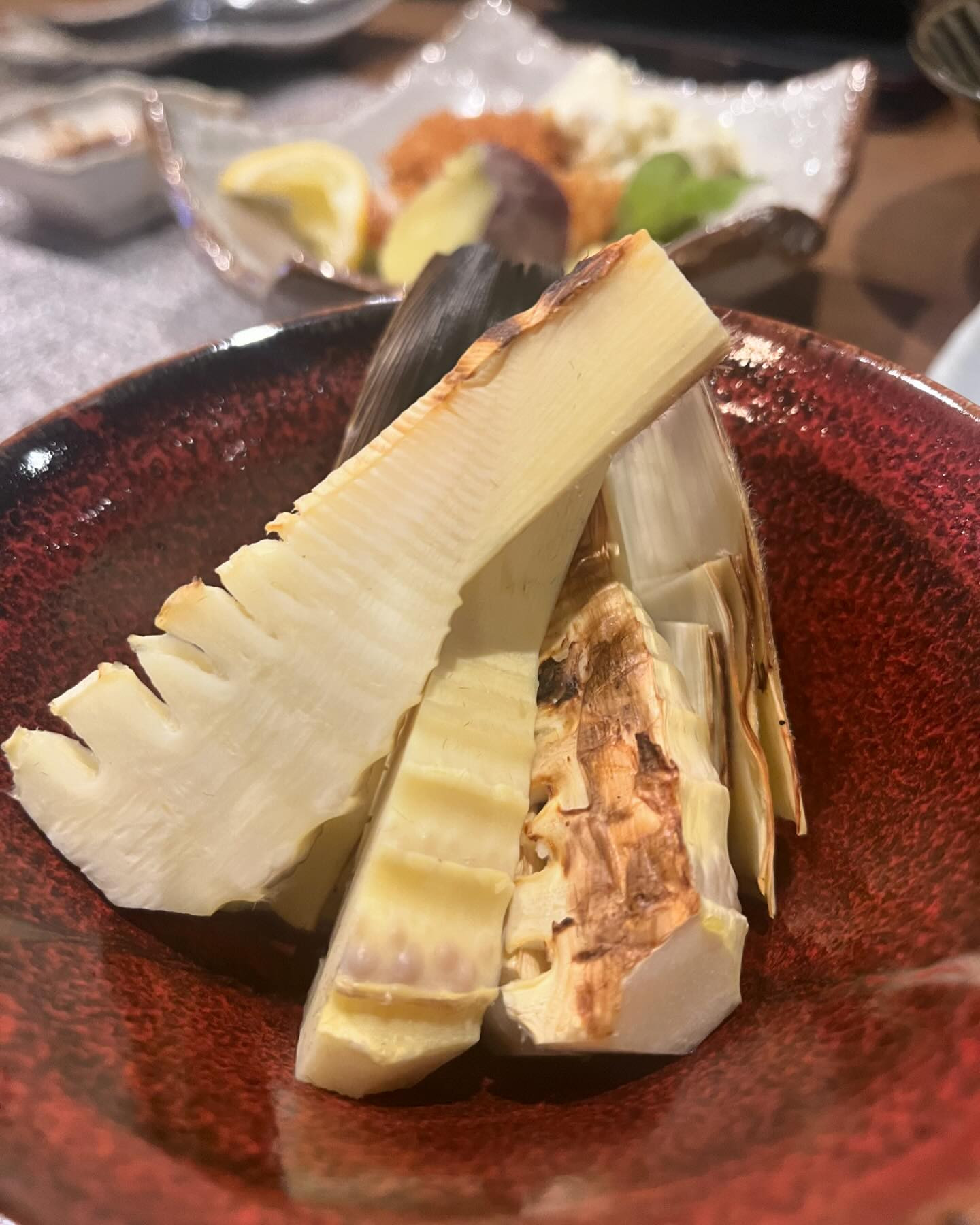 ☀️今日は暖かい☀️
天気が良いと、気持ち良いですね〜✨✨
春、たくさん見つけました☺️

今日も我礼でお待ちしてます🥂

@clubgalle2580 

#東洋企画 
#クラブ我礼