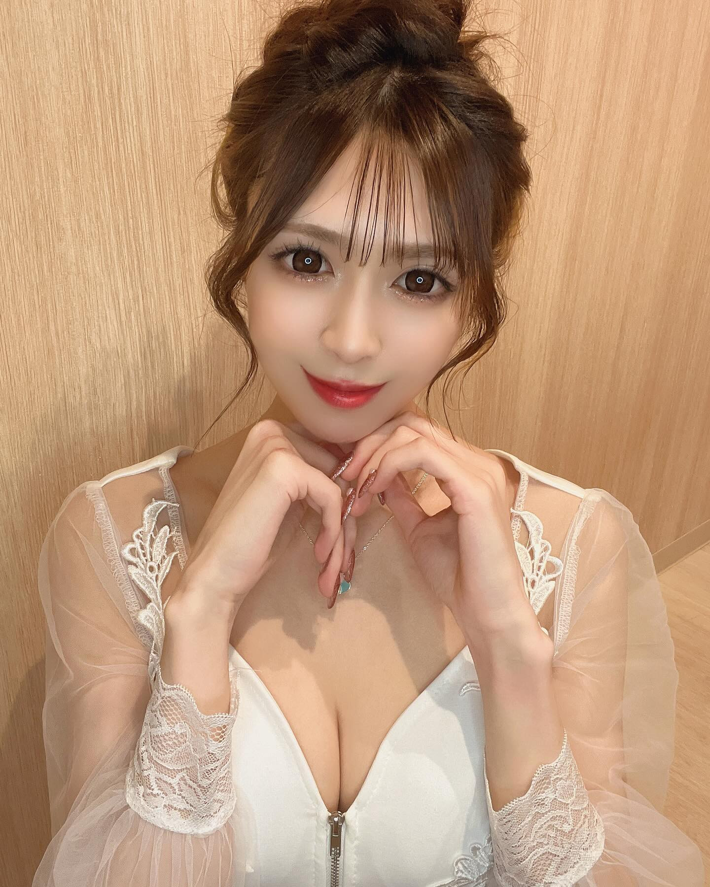 .

お団子🍡珍しいでしょ💛

#キャバ嬢 #キャバクラ #すすきの #高収入 #求人 #アルバイト #女子大生 #ホステス #水商売 #歌舞伎町 #夜職 #採用 #バルセロナグループ #シャチグループ #体験入店 #銀座 #ニュークラ #ニュークラ嬢 #ポケパラ  #キャスト募集 #すすきのキャバクラ #ガールズバー #北新地 #フォロワー増やしたい #instagood #follow #love #photooftheday #メイク #ファブリック

.