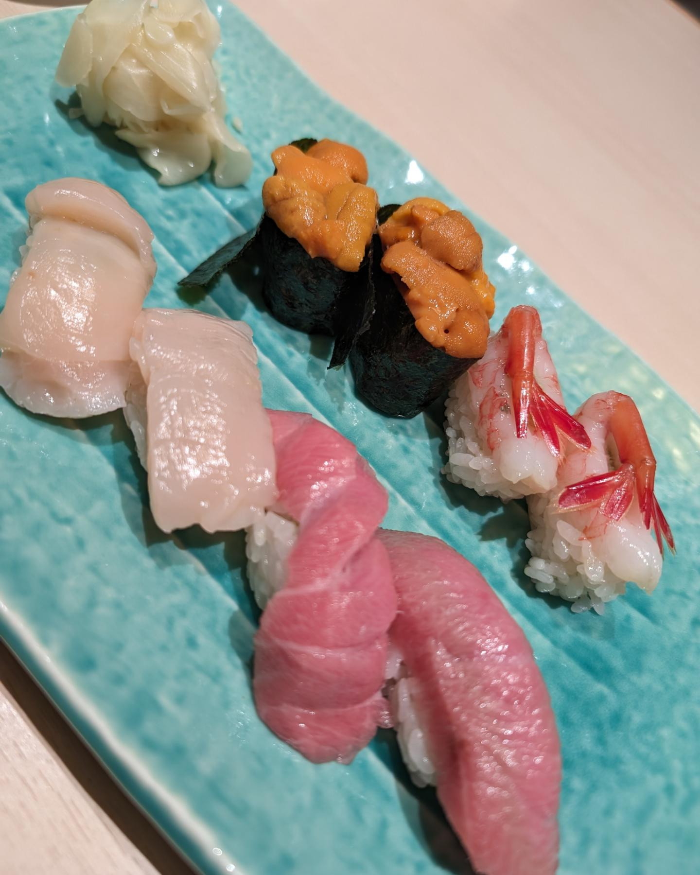 .
.
.
お寿司美味しかった💁🏼‍♀️
@hibiki.group 
@letoile_sinseigroup 
#レトワール#響グループ #水川潤#美松ビル5F#札幌 #すすきの #北海道 #ニュークラブ #ニュークラ嬢 #すすきのニュークラ #ラウンジ #ラウンジ嬢 #キャバクラ #キャバ嬢 #ホステス #夜職 #ナイトワーク #ポケパラ #インスタ指名 #求人 #お酒好きな人と繋がりたい #キャバキャバ #きゃばきゃば#ダイエット