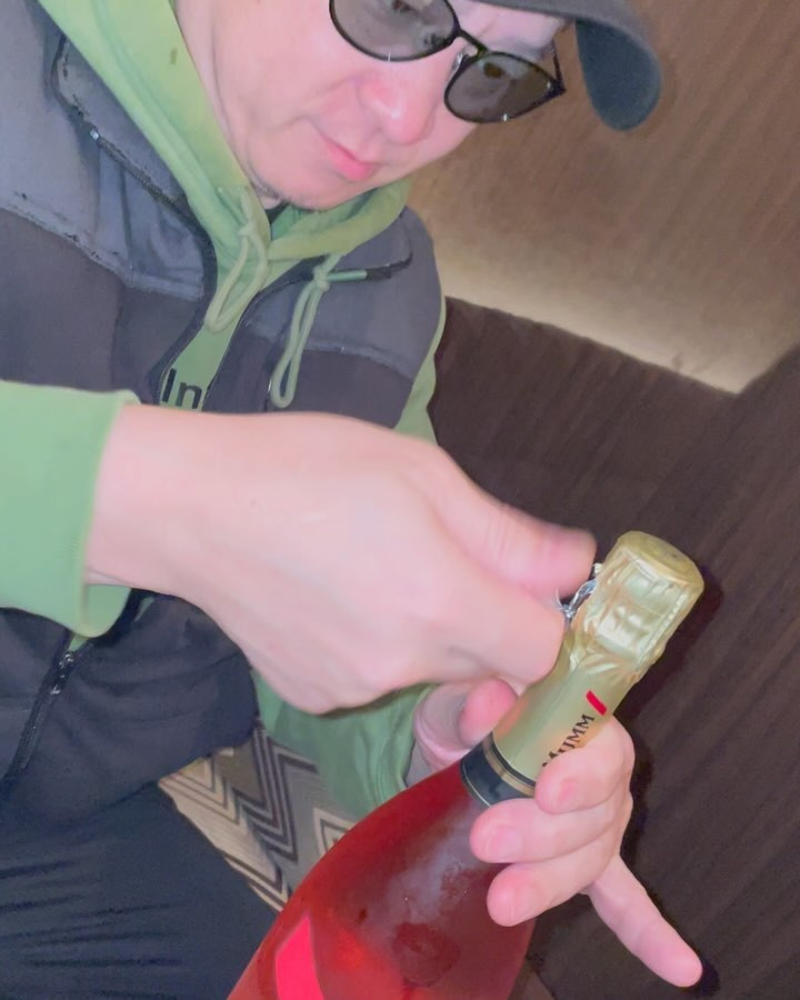 ✨

あと祝い受付中🍾🥂✨

@clubgalle2580