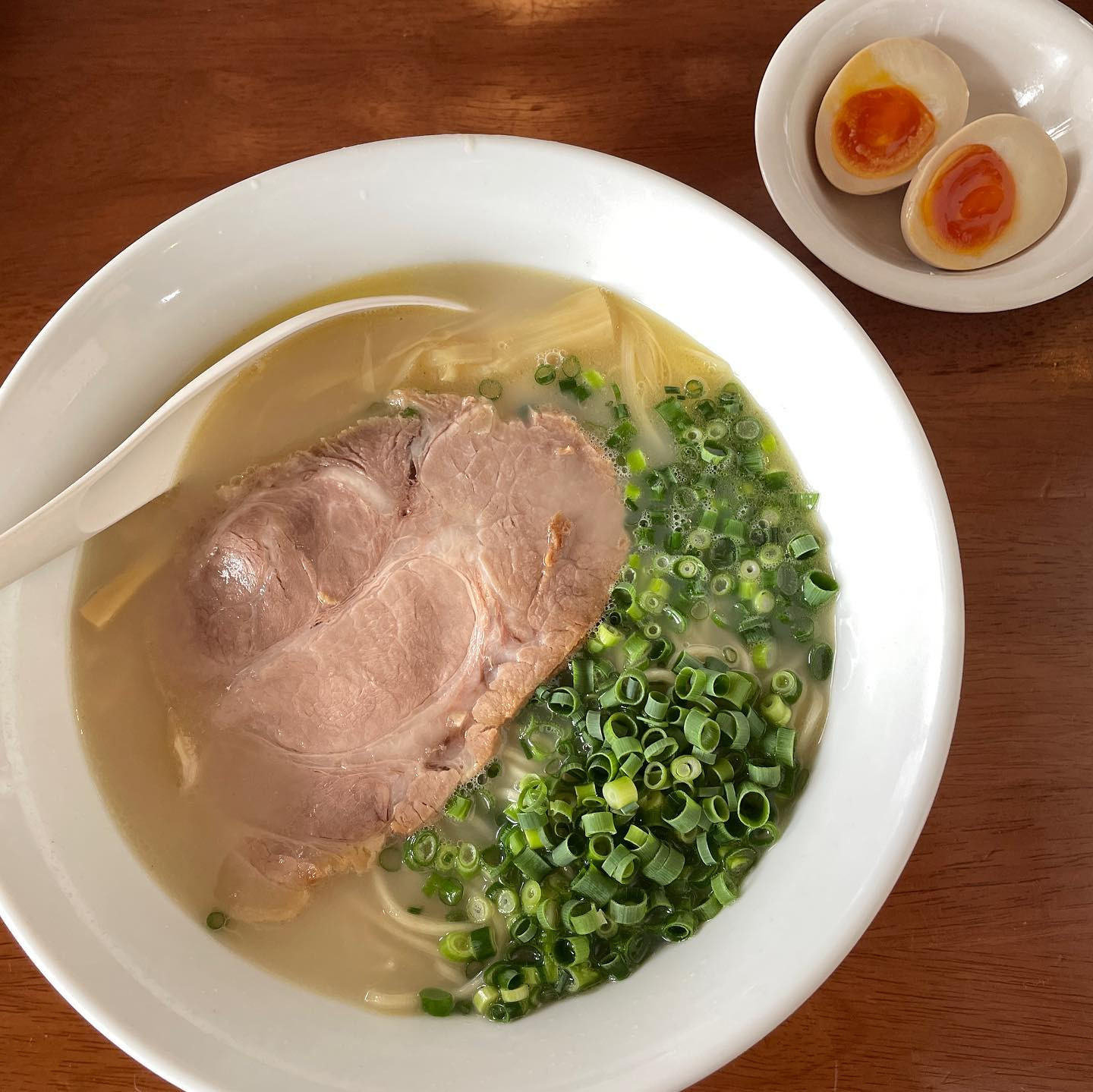 日曜は
#麺屋菜々兵衛 で#鶏白湯 を食べて
#小金湯温泉 行ってきました！

いい気温で#ドライブ も気持ちいいし
#露天風呂 からの#ミストサウナ で
#ととのいました 🧖🏼‍♀️♨️

サウナハット欲しくなる〜🥺

今週もよろしくお願いします💛

┈┈┈┈┈┈┈┈┈┈┈┈┈┈┈┈┈┈ 

札幌市中央区南6西4第21桂和ビル6F 
クラブ我礼〜Galle〜 

 @clubgalle2580 

┈┈┈┈┈┈┈┈┈┈┈┈┈┈┈┈┈┈ 
ご来店予定の方はDMください💌 
 
#ら #ラーメン #札幌グル