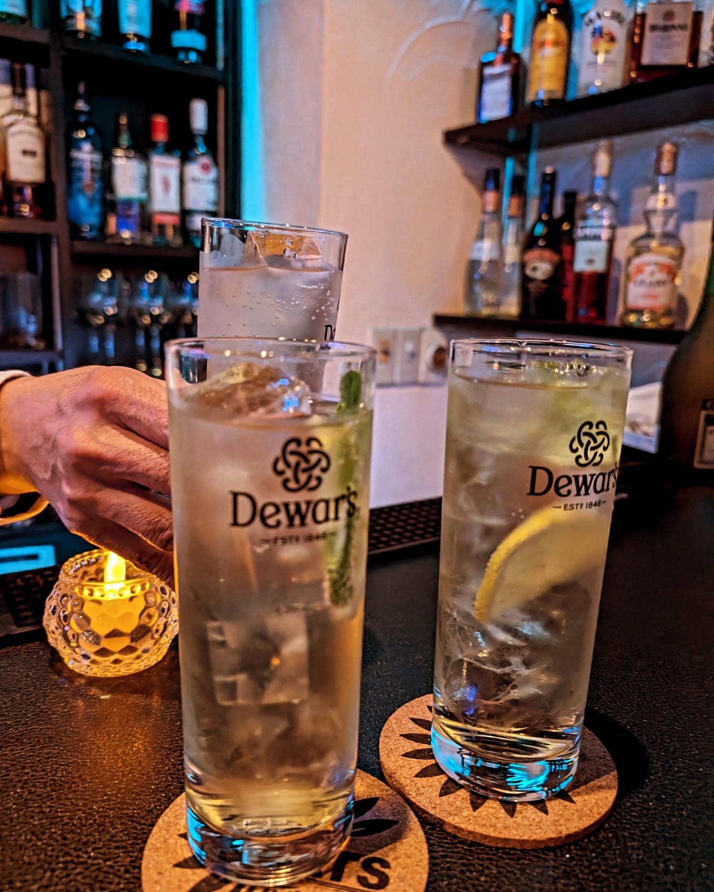 .
.
.
髪の毛ボサボサ😆

お友達とBar行ってきた☺️

あるビルのフロア制覇した💁‍♂️
@hibiki.group 
@letoile_sinseigroup 
#レトワール#響グループ #水川潤#美松ビル5F#札幌 #すすきの #北海道 #ニュークラブ #ニュークラ嬢 #すすきのニュークラ #ラウンジ #ラウンジ嬢 #キャバクラ #キャバ嬢 #ホステス #夜職 #ナイトワーク #ポケパラ #インスタ指名 #求人 #お酒好きな人と繋がりたい #キャバキャバ #きゃばきゃば#ダイエット