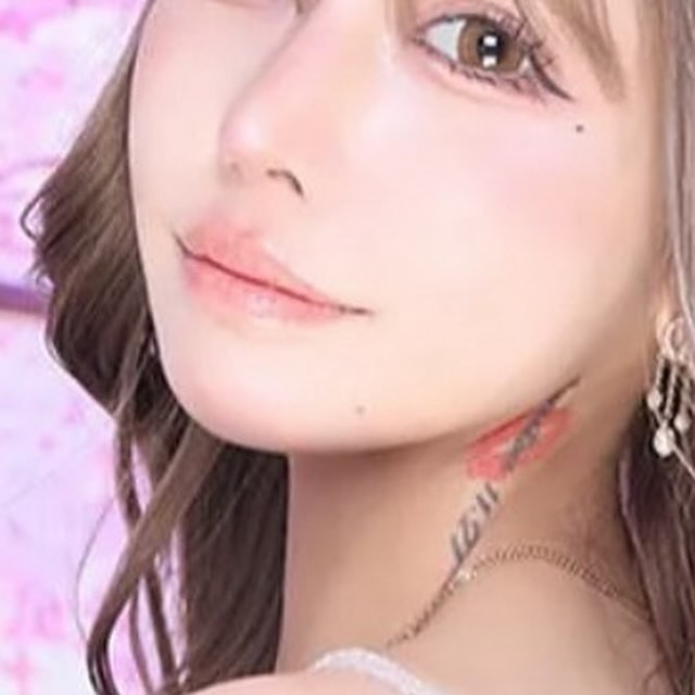 池袋 Red Shoes ホットニュース 81088