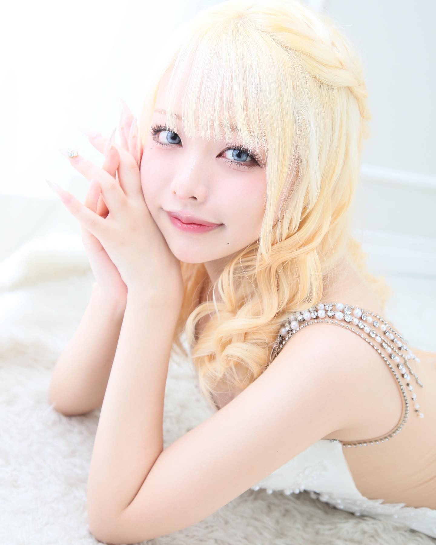 にゃーん^._.^

 #キャバクラ #キャバクラ嬢  #キャバ  #キャバ嬢 #キャバクラドレス  #キャバクラ好き  #キャバクラ好きな人と繋がりたい  #キャバ嬢ヘアメイク  #キャバ嬢ドレス  #キャバドレス  #新宿 #歌舞伎町 #歌舞伎町キャバ嬢  #歌舞伎町キャバクラ  #新宿歌舞伎町 #きゃばきゃば  #夜職  #水商売  #宣材写真  #金髪  #金髪女子 #likesforlike  #igers  #tag  #tagforlikes  #followforfollowback  #