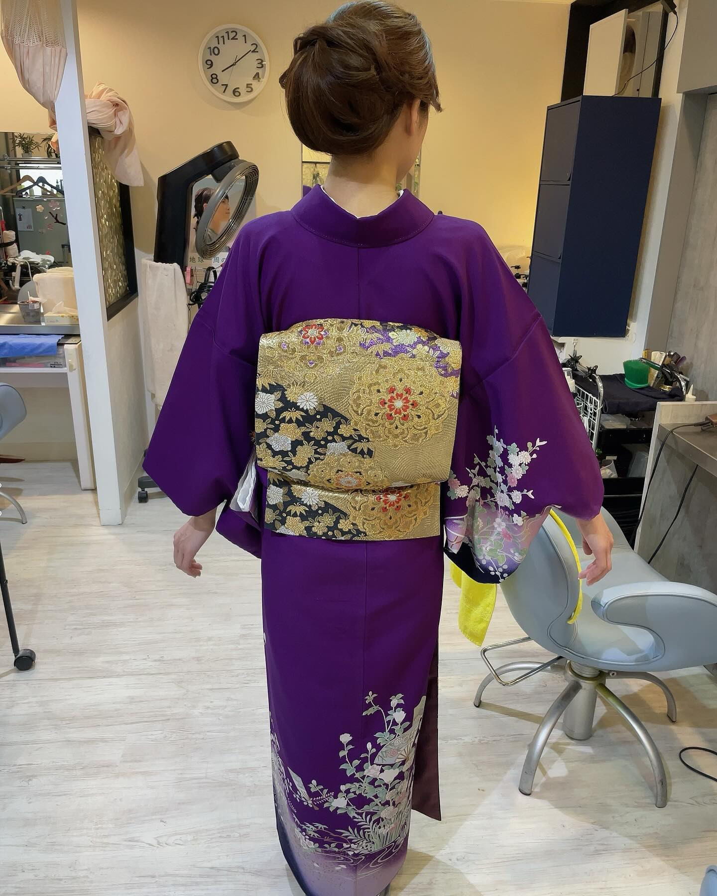 ✨

昨日は着物👘きました〜

たまに着るのもいいなぁ♪

@clubgalle2580