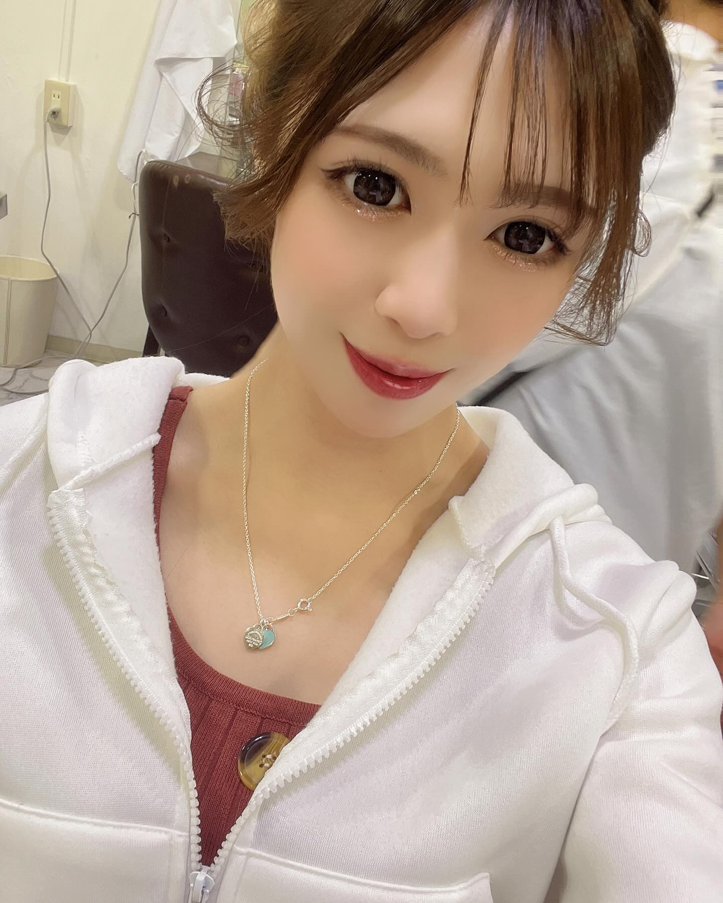 .

金、土合計5組も😳ありがとうございました😋🌟
皆様に支えて貰えて幸せ者です🥰

#キャバ嬢 #キャバクラ #すすきの #高収入 #求人 #アルバイト #女子大生 #ホステス #水商売 #歌舞伎町 #夜職 #採用 #バルセロナグループ #シャチグループ #体験入店 #銀座 #ニュークラ #ニュークラ嬢 #ポケパラ  #キャスト募集 #すすきのキャバクラ #ガールズバー #北新地 #フォロワー増やしたい #instagood #follow #love #photooftheday #メイク #ファブリ