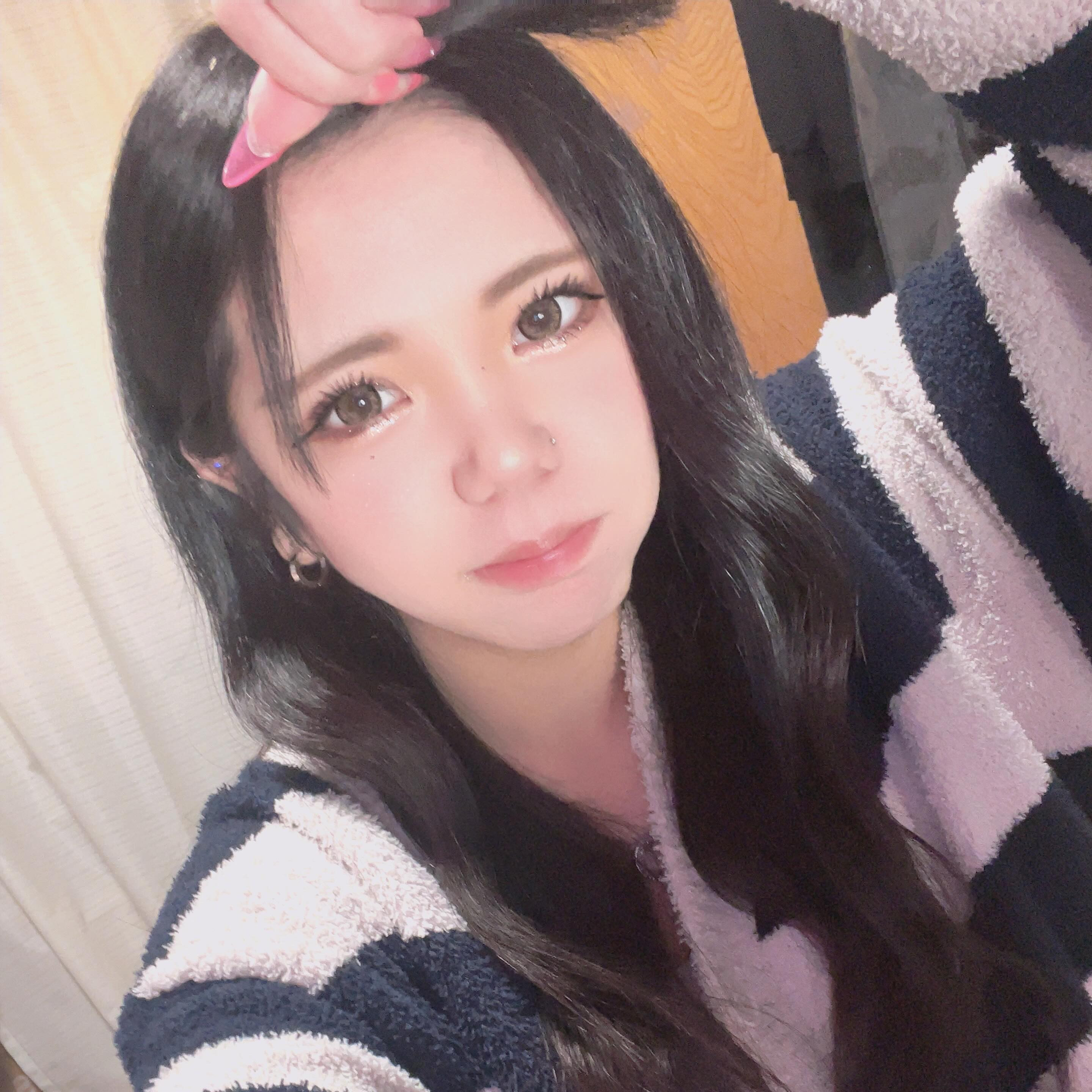 本日2時まで営業してます🫶🏻🫧
明日お休みの方はもちろん
お休みじゃない方も飲みましょ〜🍻🎶
8時出勤してまっす✌🏻