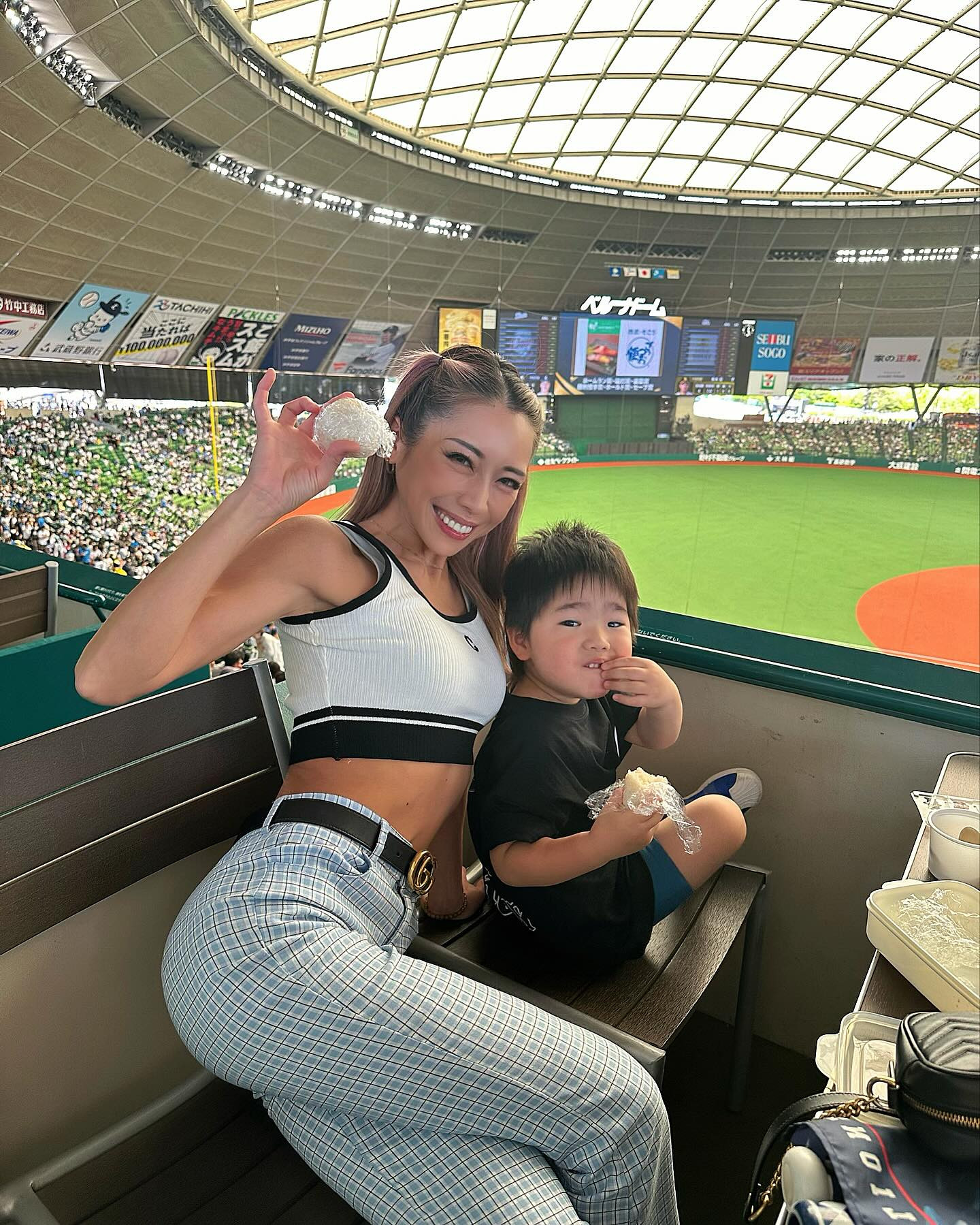 🎏⚾️🩵
子供の日、毎日まぁ子供の日w
なんだけど、赤ちゃんからすくすく
育ってくれて子供ってよりもう男子😂
ケンカもするけど、誰よりも優しくて
強くて私のことが大好きだよね🤣🙏🏽💕

来月から新生活になる私達で少し不安も
あったけど、なんかいけそうな気がする🔥
いつも支えてくれてありがとう愛息子🙇🏽‍♀️w

👦🏻ライオンズのマスコットのレオになりたい

#3歳11ヶ月 #西武ライオンズ #子供の日
#なんでもいいけど貫いてる人はカッコいい