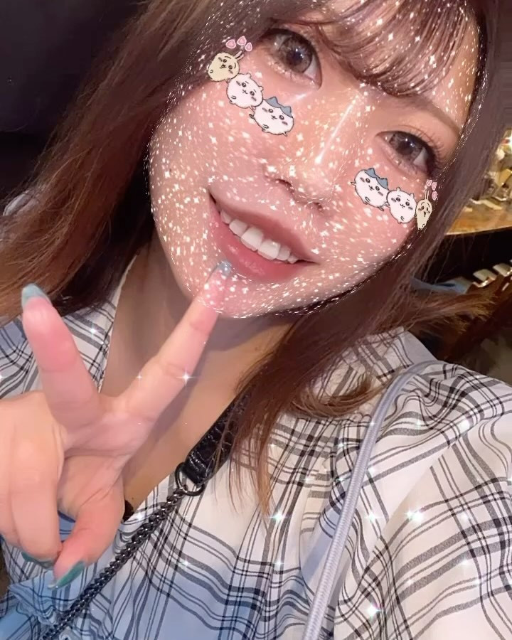 💙

GWありがとうございました！
ありがたいことに毎日満員御礼でした🙏🏻✨
毎日がんばってくれた
女の子たちにも感謝だ〜〜

わたしは体力の低下を感じた
GWだったな。笑
そして今日から三連休！🫶🏻
遅めのGWです！探さないでくださいw

…にしても最近自撮りしなすぎて
ネタ切れになってきた🫨

#新潟スナック #古町スナック #snacknodoka 
#古町キャバクラ #古町クラブ #古町 #セクシー #ギャル 
#新潟ナイトナビ #新潟 #新潟グラマー #新潟古町 #新潟美人 #スナックママ #ゴ