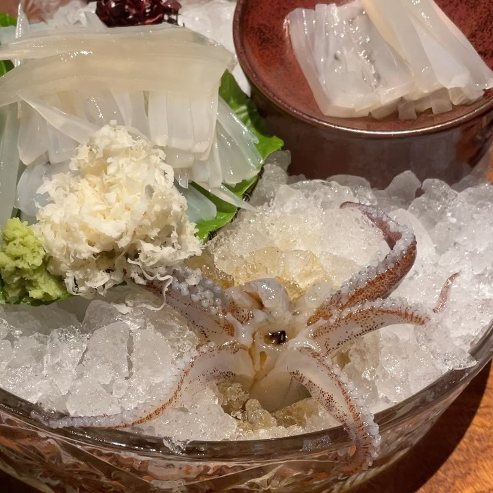 東京と九州から
友達が遊びに来てくれました✨

お土産チョイスが好みすぎる🥰
ありがとー！

海鮮食べまくりました🦑

本日はお休みいただいて
明日から出勤します！

┈┈┈┈┈┈┈┈┈┈┈┈┈┈┈┈┈┈ 

札幌市中央区南6西4第21桂和ビル6F 
クラブ我礼〜Galle〜 

 @clubgalle2580 

┈┈┈┈┈┈┈┈┈┈┈┈┈┈┈┈┈┈ 
ご来店予定の方はDMください💌 
 
#福岡土産 #大分土産 #東京土産 #海鮮 #活イカ #札幌グルメ #クラブ我礼 #クラブガレ #ガレ #北海道 