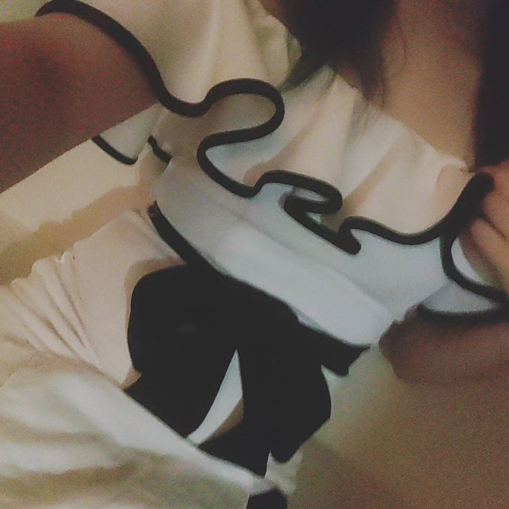 かえでレアラ出勤したよー！

今日もたくさんお話したい😄

飲みベも高い💪✨

ご来店お待ちしてます！