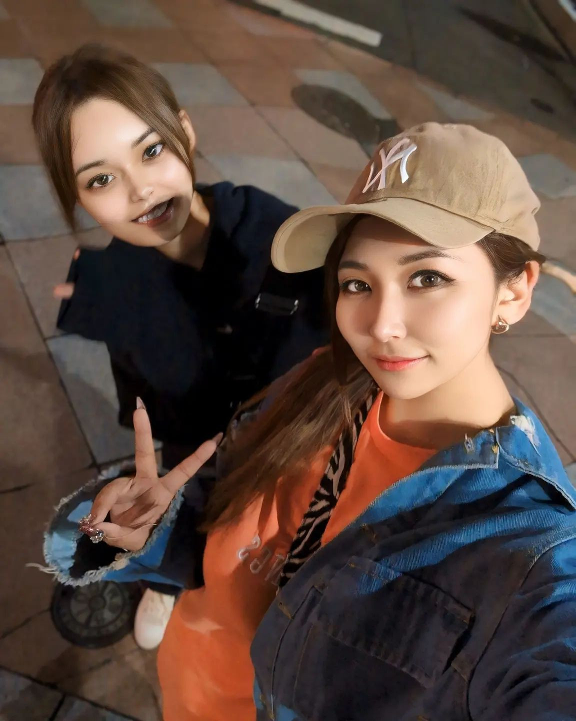 明日は何しようかなぁー🧘✨

RefreshDay♥

@hibiki.group 
@letoile_sinseigroup 
#レトワール#響グループ #水川潤#美松ビル5F#札幌 #すすきの #北海道 #ニュークラブ #ニュークラ嬢 #すすきのニュークラ #ラウンジ #ラウンジ嬢 #キャバクラ #キャバ嬢 #ホステス #夜職 #ナイトワーク #ポケパラ #インスタ指名 #求人 #お酒好きな人と繋がりたい #キャバキャバ #きゃばきゃば#ダイエット