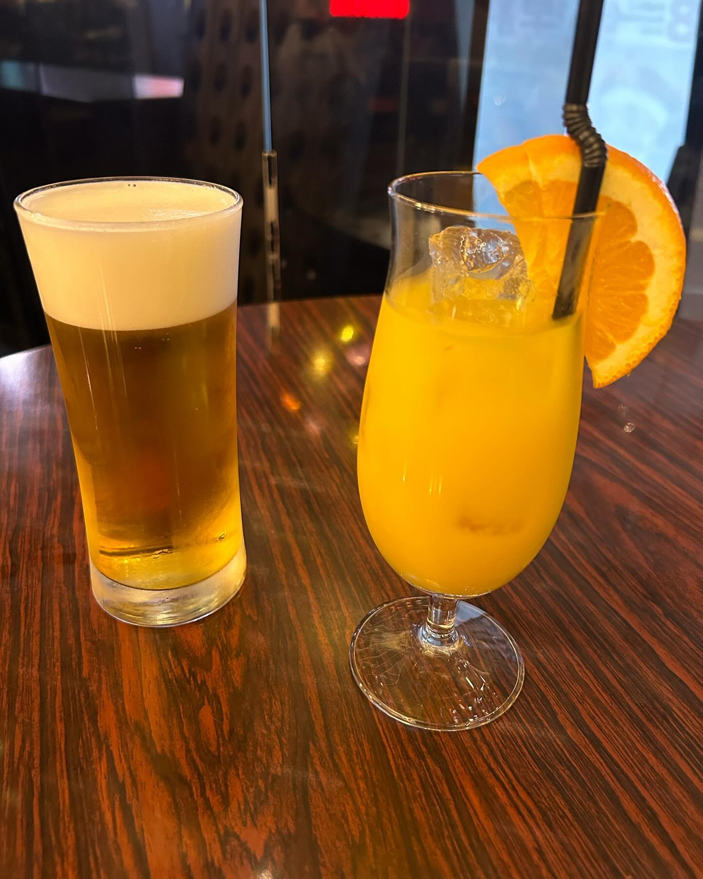 こんばんは☆

今日は1年ぶりに会ったお客様とお食事しましたぁ〰️☆

色々な話をしましたぁ〰️✨️✨️

とっても楽しかったです☆

いつもありがとうございます☆

今日も出勤します☆

 #札幌 #すすきの #クラブ我礼 @clubgalle2580