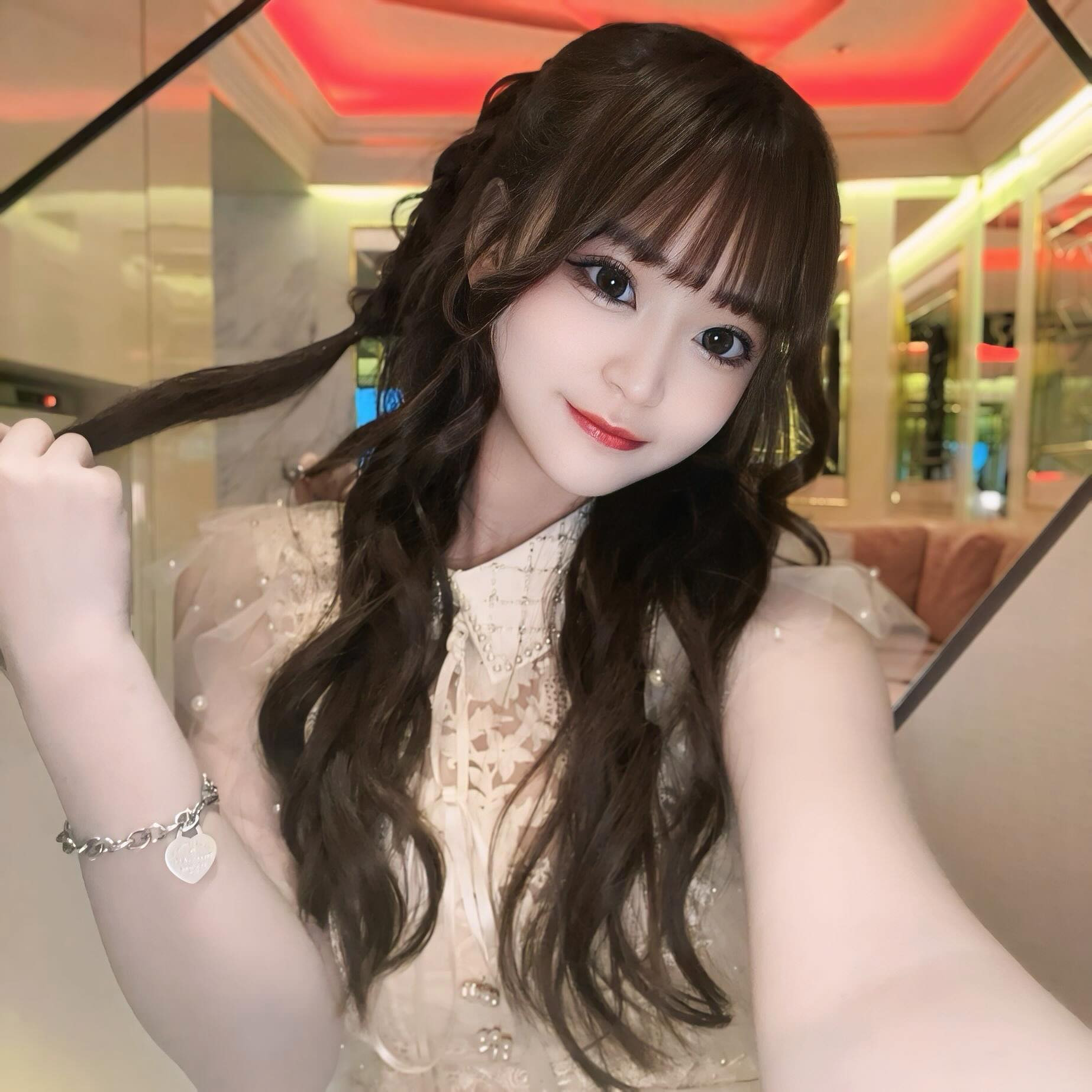 私の好きはそういう好きだよ？(ᐡ. ̫ .ᐡ )‎🤍 ̖́-

#バルセロナグループ #桃李 #札幌 #すすきの #ススキノ #キャバクラ #キャバ嬢 #キャバクラ嬢 #ニュークラブ #ニュークラ #ニュークラ嬢 #キャバ #ラウンジ #ラウンジ嬢 #ガールズバー #すすきのキャバクラ #すすきのキャバ嬢 #すすきのグルメ #札幌旅行 #北海道観光 #美人 #美女 #可愛い #可愛い女の子 #銀座 #六本木 #北新地 #錦 #中州 #いいね返し