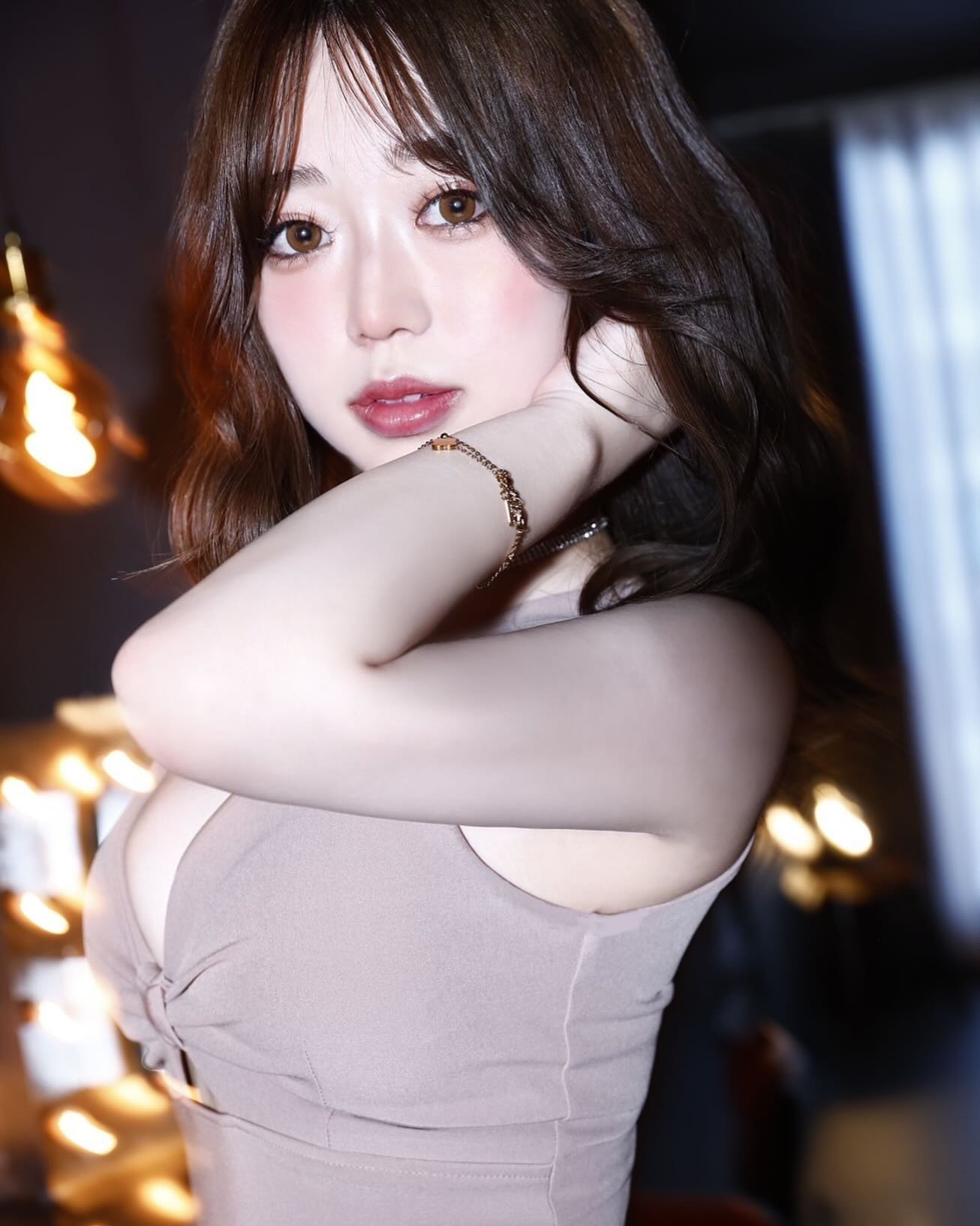 池袋 Red Shoes ホットニュース 83366