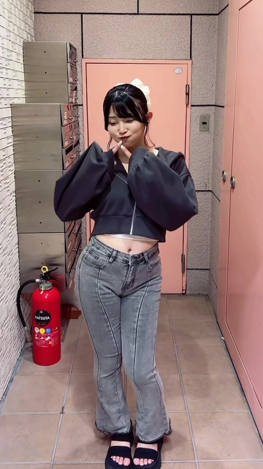 お酒でお腹がむっちむち🐷#おすすめにのりたい #タンフル #酔った