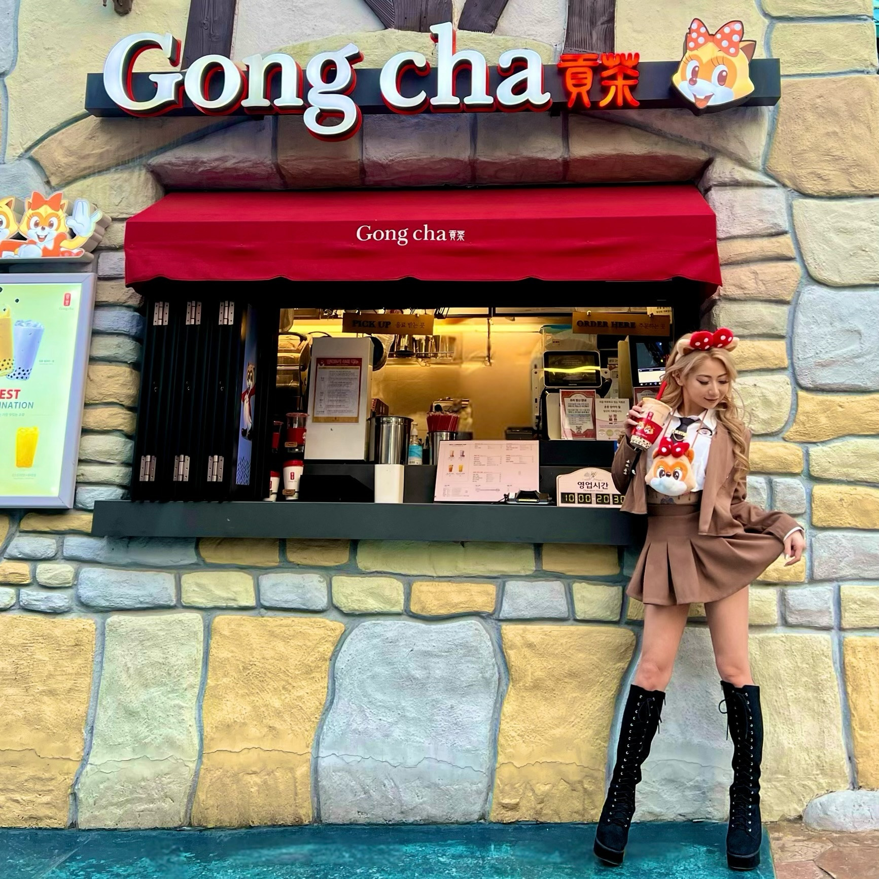 .
間違い無く人生最後の制服👧🏼🥤
#韓国
#ロッテワールド
#Gongcha
#貢茶