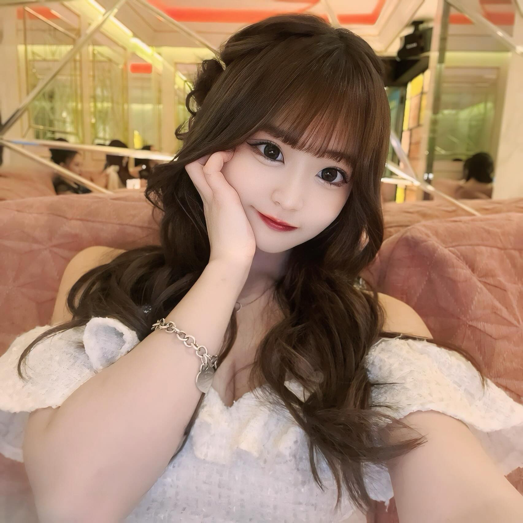 👼🏻‎🤍🏹

バルセロナグループ #桃李 #札幌 #すすきの #ススキノ #キャバクラ #キャバ嬢 #キャバクラ嬢 #ニュークラブ #ニュークラ #ニュークラ嬢 #キャバ #ラウンジ #ラウンジ嬢 #ガールズバー #すすきのキャバクラ #すすきのキャバ嬢 #すすきのグルメ #札幌旅行 #北海道観光 #美人 #美女 #可愛い #可愛い女の子 #銀座 #六本木 #北新地 #錦 #中州 #いいね返し