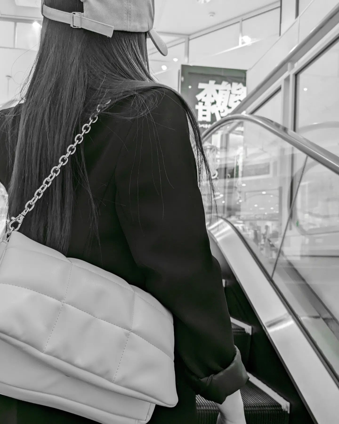 .
 
昨日も楽しく
飲ませて頂いて感謝です🙏✨
 
本日も出勤！！
華金楽しく過ごしましょう❥
 
@clubgalle2580 
#すすきの#クラブ我礼