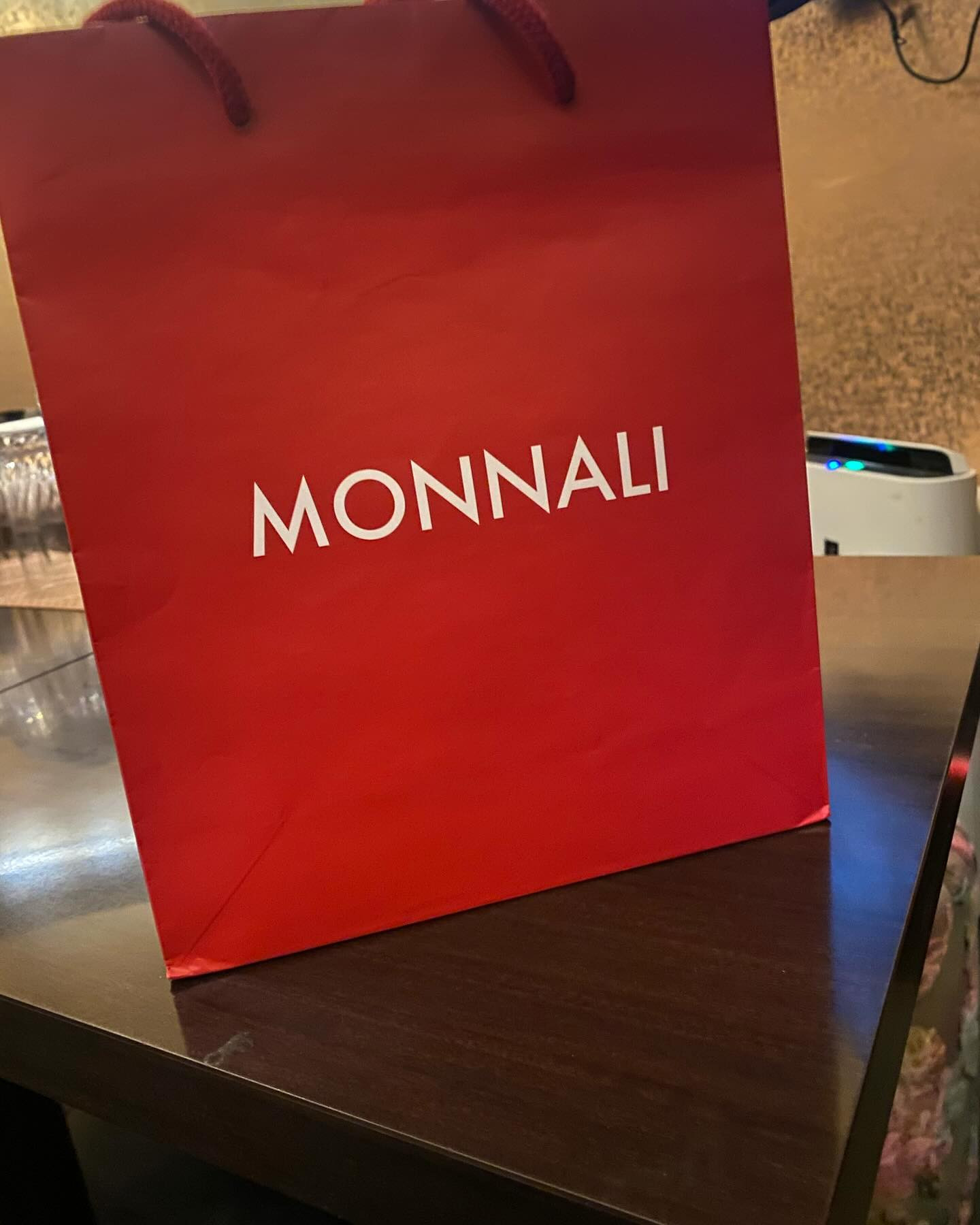 わぁい❤️またまたいただきました✨
嬉しい☘️

今日は風も強くてお天気も良くないですがちょこっとお出かけしてきます😊

今週は木曜と土曜出勤です♡
可愛い女の子が沢山なのでお待ちしてます🎵

@clubgalle2580 
#クラブ我礼#すすきの
#雨にも負けず