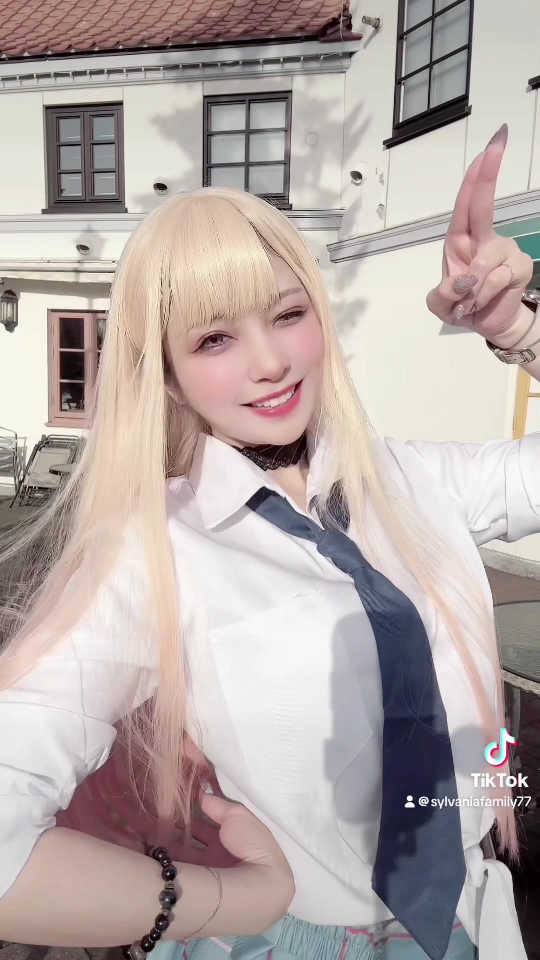 眩しくて目が開かなかった👀💦 ・ ・ #シルヴプレジデント #コスプレ#着せ恋 #喜多川海夢 #ギャル