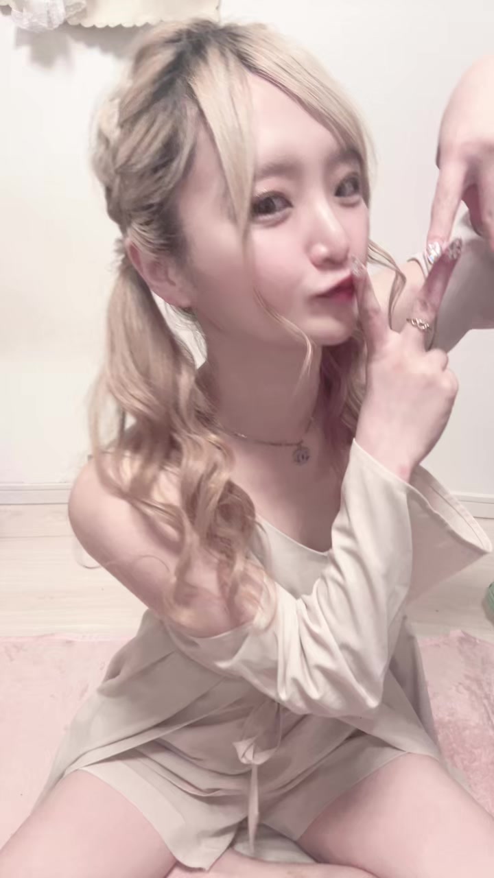 来月歳とるから赤ちゃん返りしてます👶🏻🍼🤍 #朝キャバ #ゆりあ先生 #newkawaii