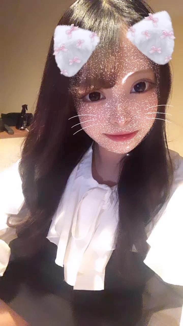 🤍🖤🤍️🖤🤍