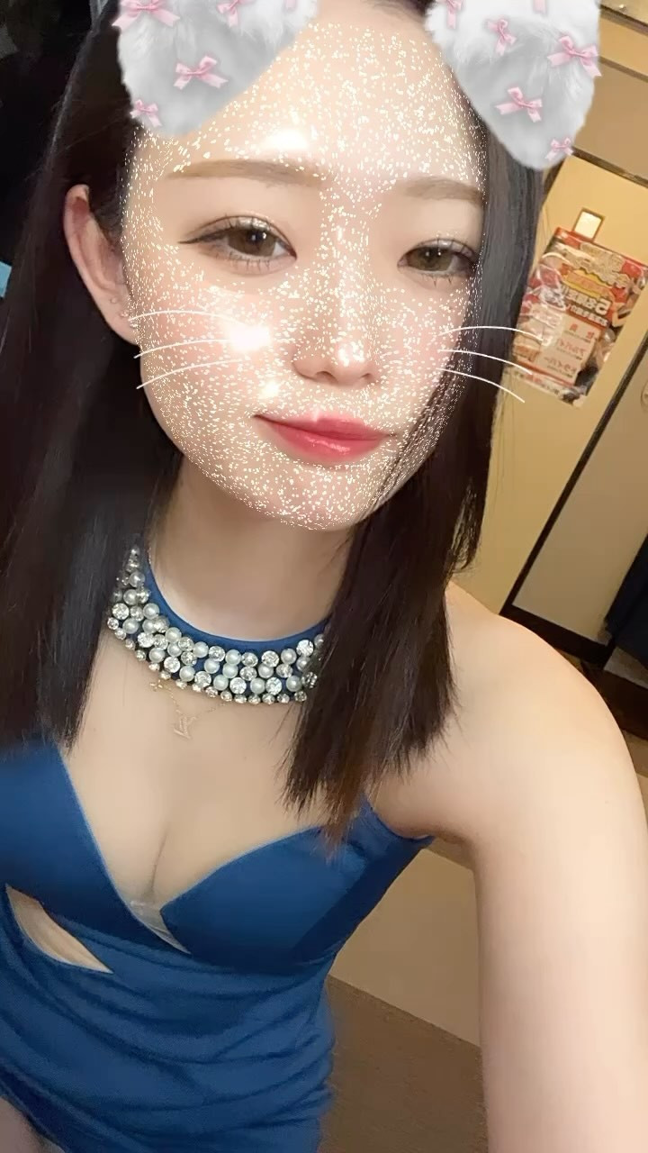 出勤してます！
土曜は飲むしかないってことで
お待ちしてます🌟