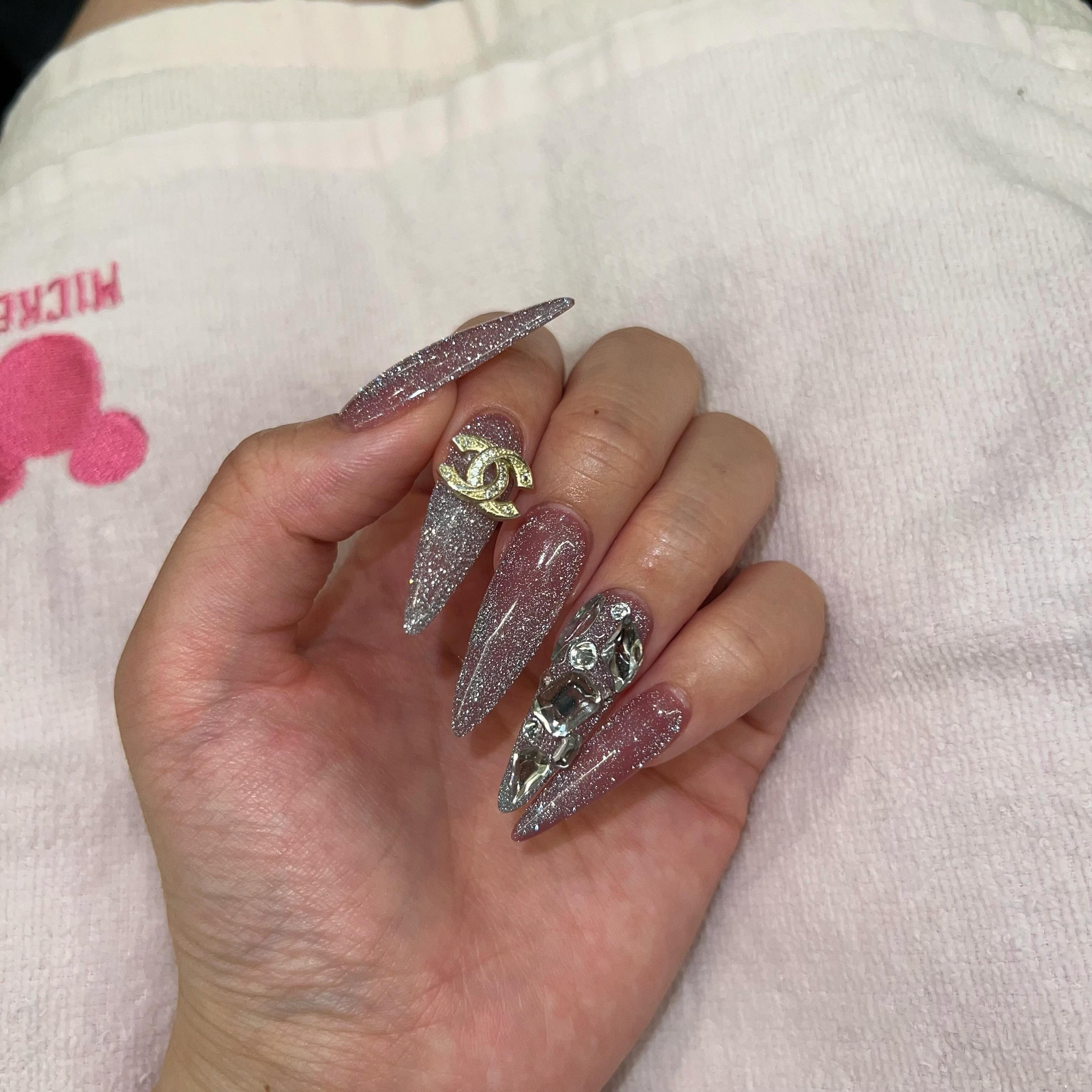 new💅
なんだか寒くて天気悪いけど是非遊びに来てください！🌟