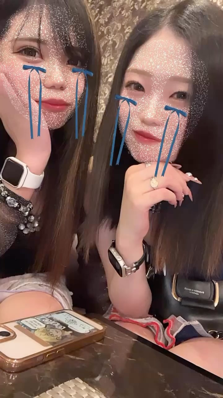 写真かと思ったら動画を撮るみゆあるある😂
いつもふざけた写真しか撮ってくれないから
いい加減ちゃんと写真が撮りたい😮‍💨
本日も出勤してまっす🫶🏻🫧