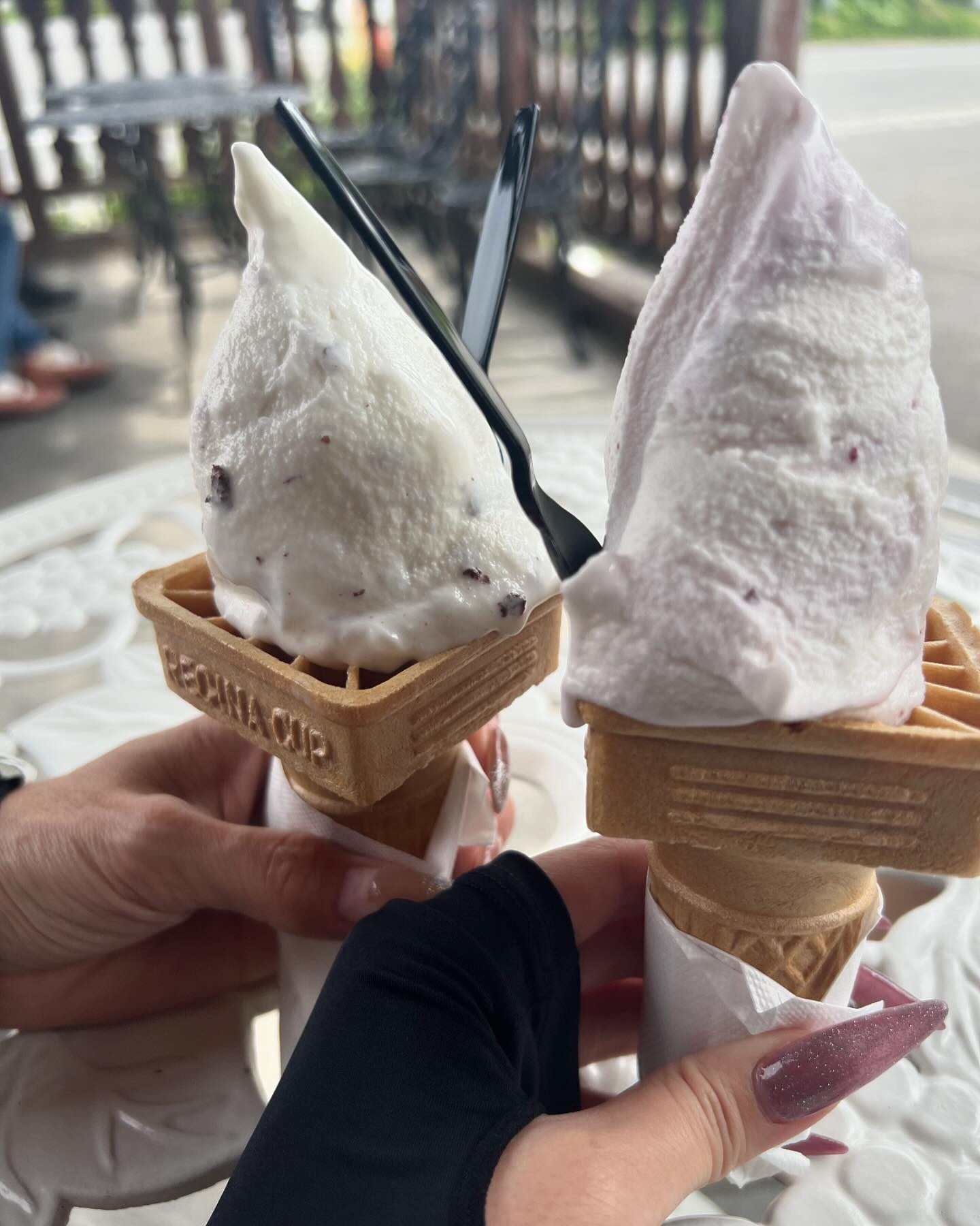 なんか食べたくなったジェラート！🍨
久しぶりに食べたけど美味しい〜
8時からおりますっ
是非遊びに来てください🌟