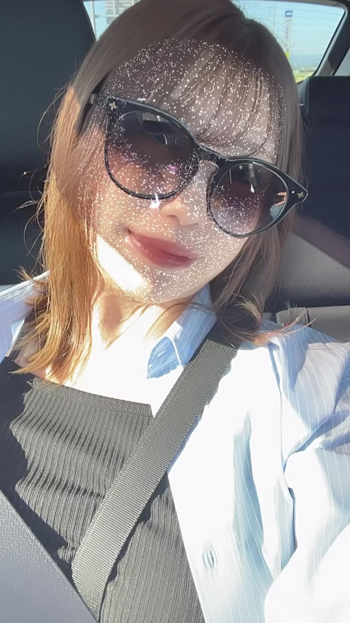 💙

なんだか休みボケしてるあおいさん🙎🏼‍♀️

今週末はフルコスだね✌🏻
コスプレしてきたらお会計10%OFFで
お得だよ待ってる✌🏻✌🏻✌🏻

#コスプレ伝 #古町コスプレ伝 #フルコス
#新潟スナック #古町スナック #snacknodoka 
#古町キャバクラ #古町クラブ #古町 #セクシー #ギャル 
#新潟ナイトナビ #新潟 #新潟グラマー #新潟古町 #新潟美人 #スナックママ #コスプレ #新潟コスプレ #古町コスプレ #イベント #新潟イベント #古町イベント #niigata #j