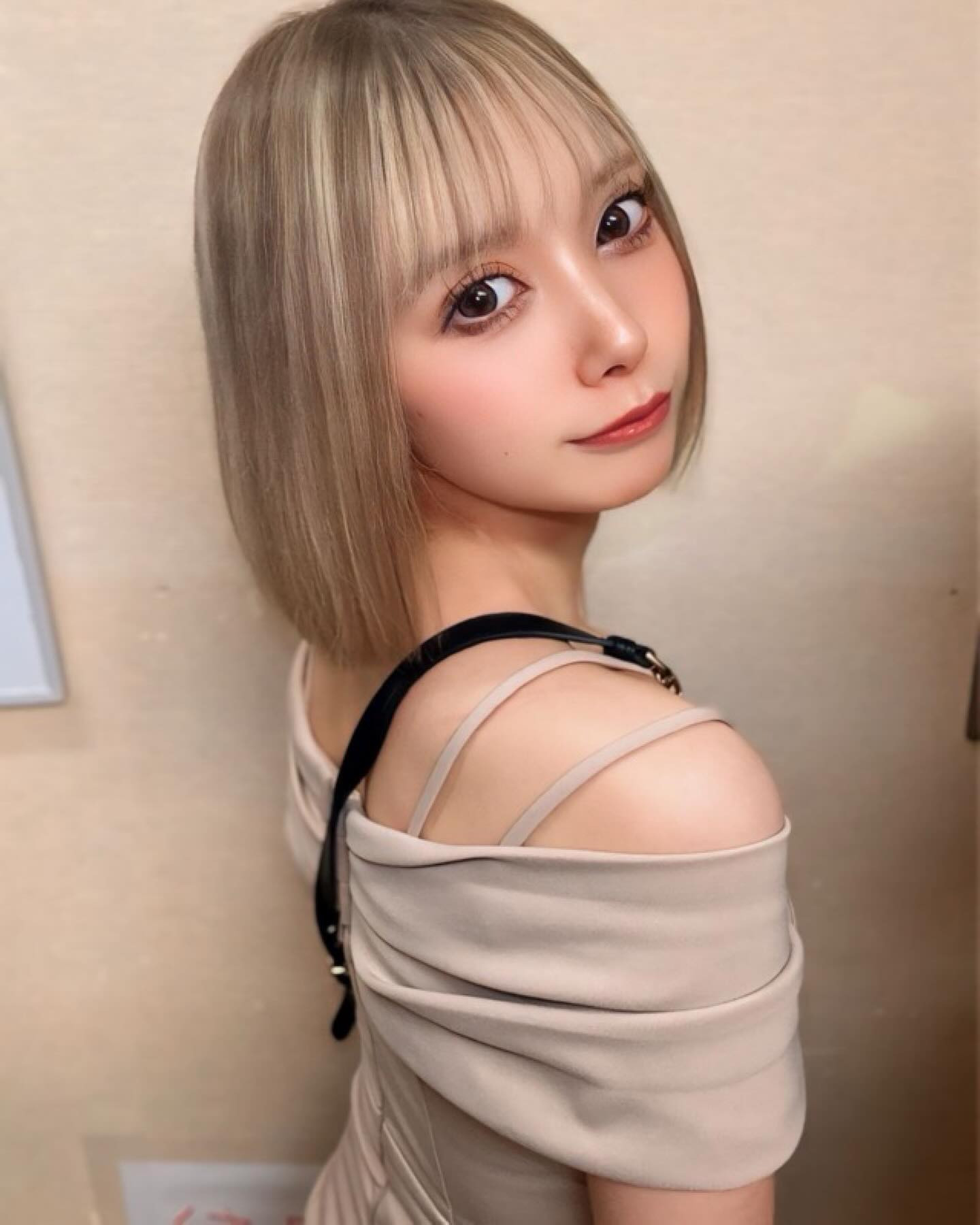 今日は帰ったらアイスクリームを作るんだッッ

#ニュークラブ #ニュークラ #キャバ嬢 #キャバクラ #ホステス #札幌 #すすきの #中洲 #錦#いいね #ドレス #かわいい #ススキノ  #飲み屋 #selfie #l4l #大阪 #国分町#ミナミ #ヘアメイク #instagood #likeforlikes #followme #f4f #TikTok #夜遊び#Amon #ゲーム女子#veila